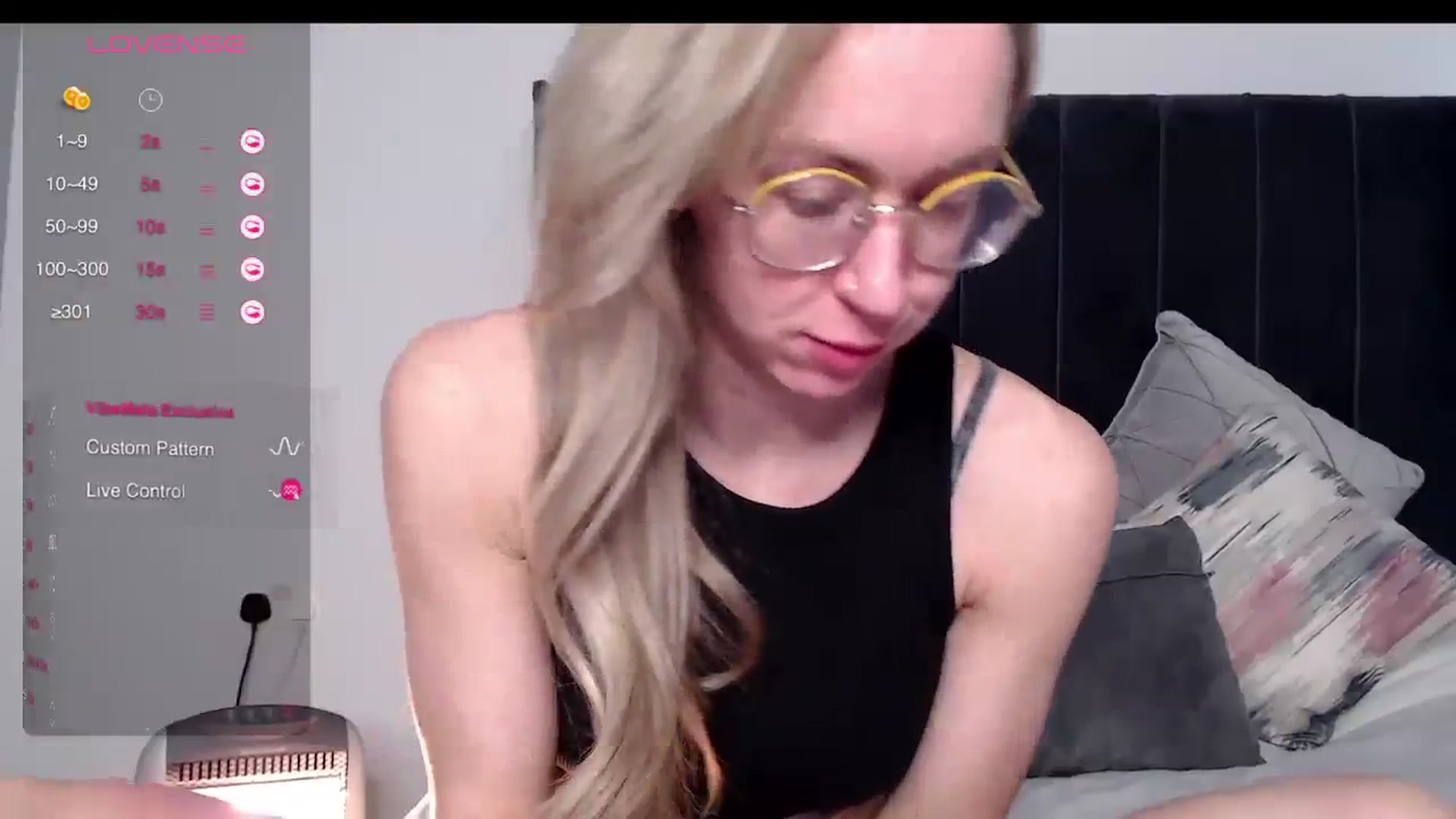 Gallery image thumbnail from charlieuk's myfreecams stream on, 01/15/2024, 14:00 image 6 of 20