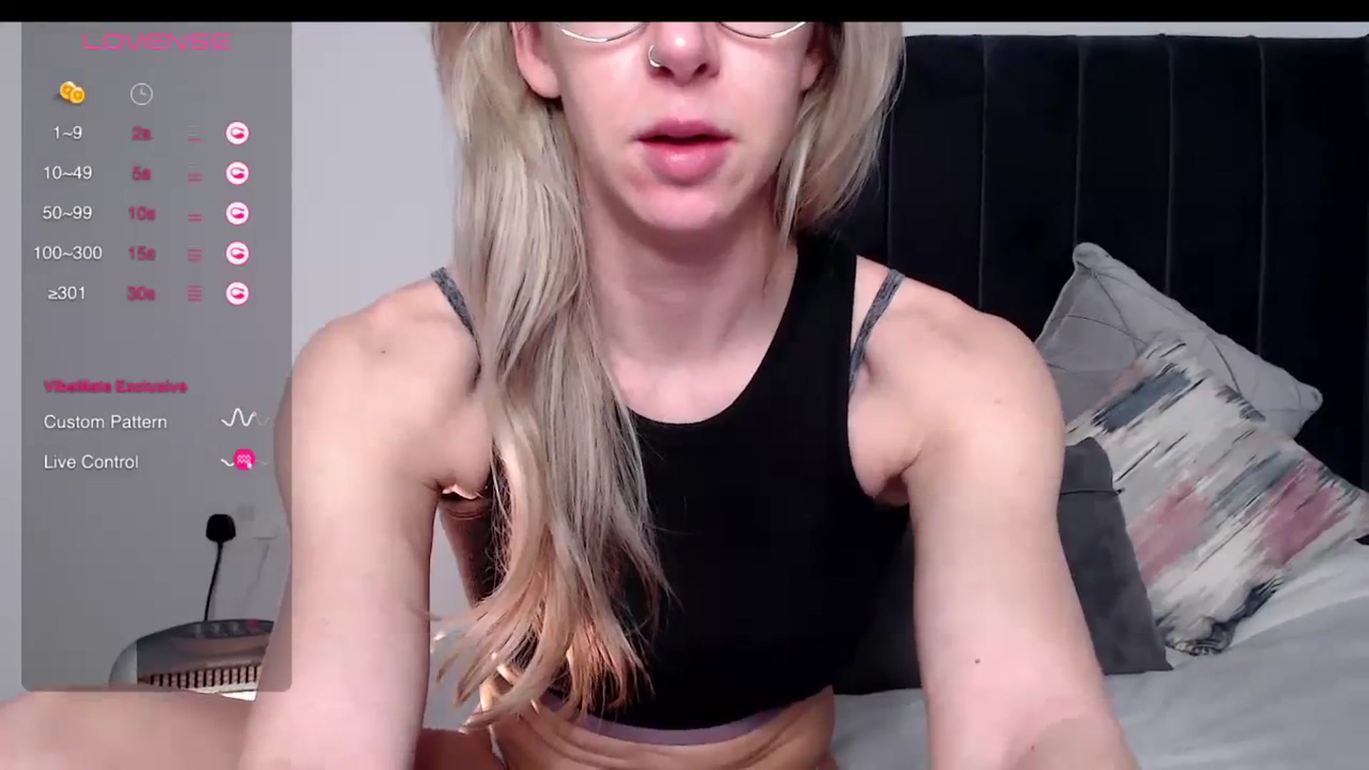 Gallery image thumbnail from charlieuk's myfreecams stream on, 01/15/2024, 14:00 image 4 of 20
