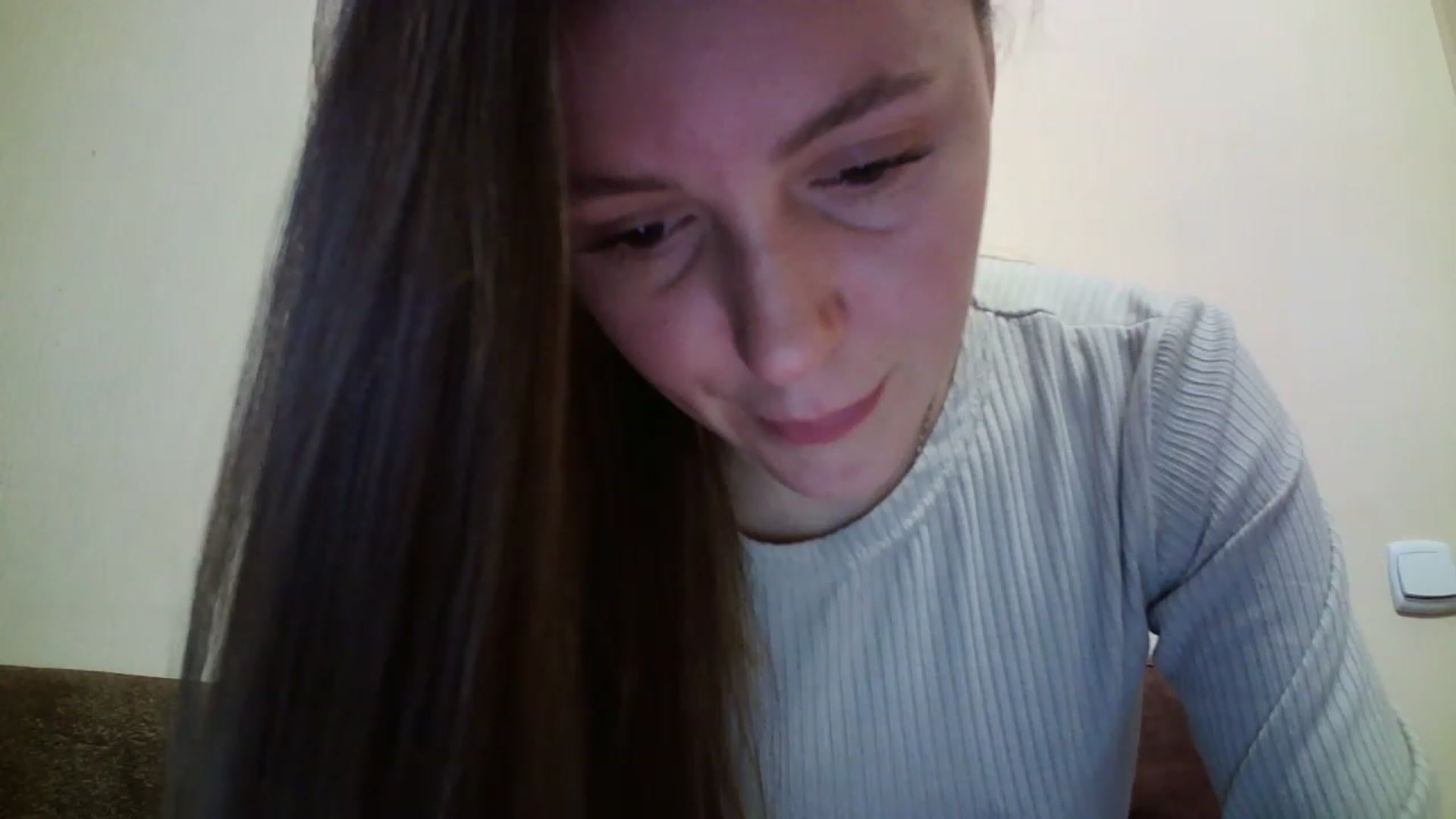 Gallery image thumbnail from charming_irl's myfreecams stream on, 11/29/2022, 12:47 image 11 of 20