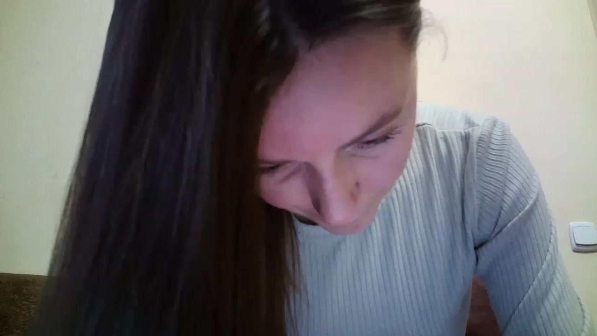Gallery image thumbnail from charming_irl's myfreecams stream on, 11/29/2022, 12:47 image 12 of 20