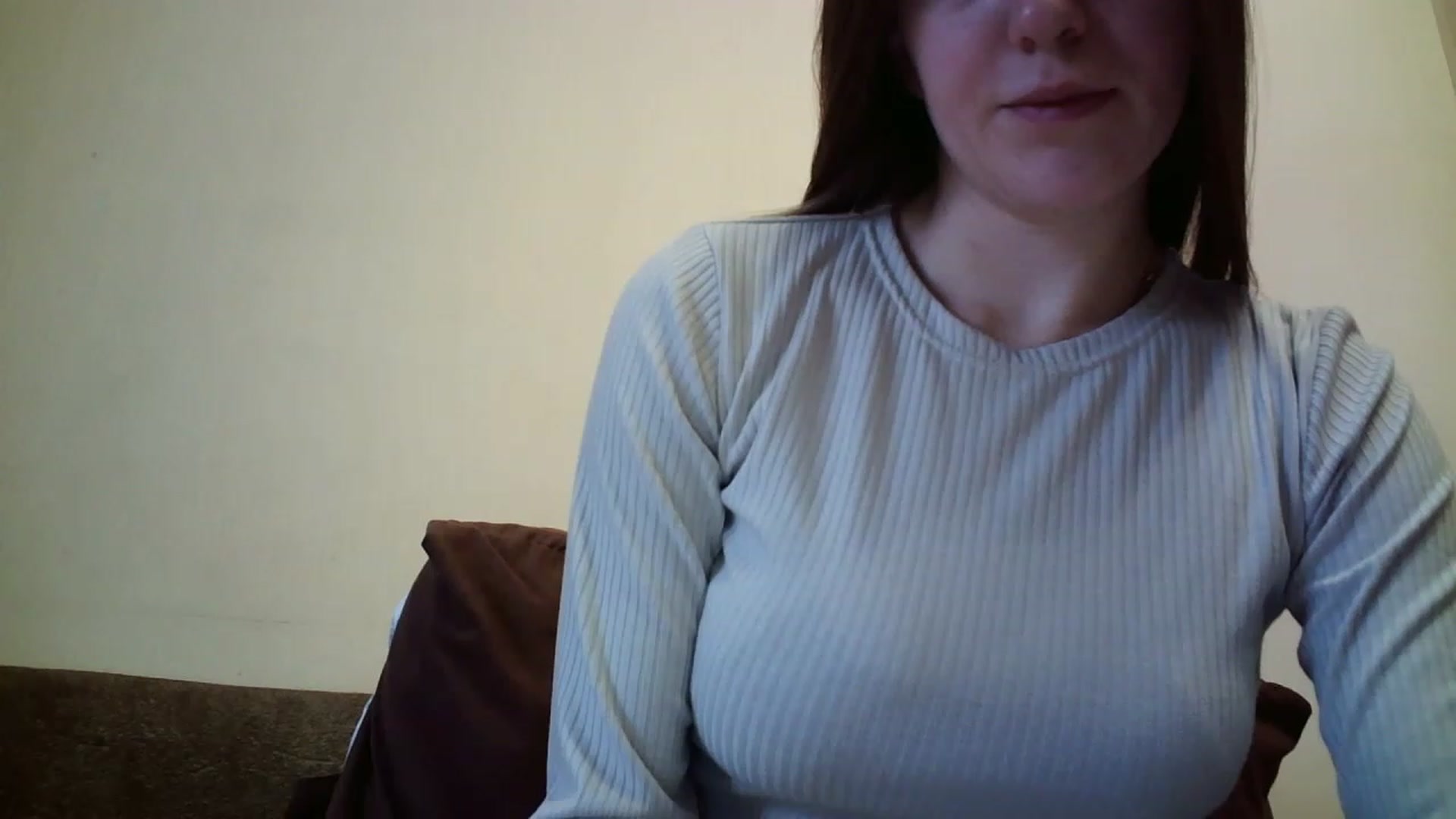 Gallery image thumbnail from charming_irl's myfreecams stream on, 11/29/2022, 12:47 image 3 of 20