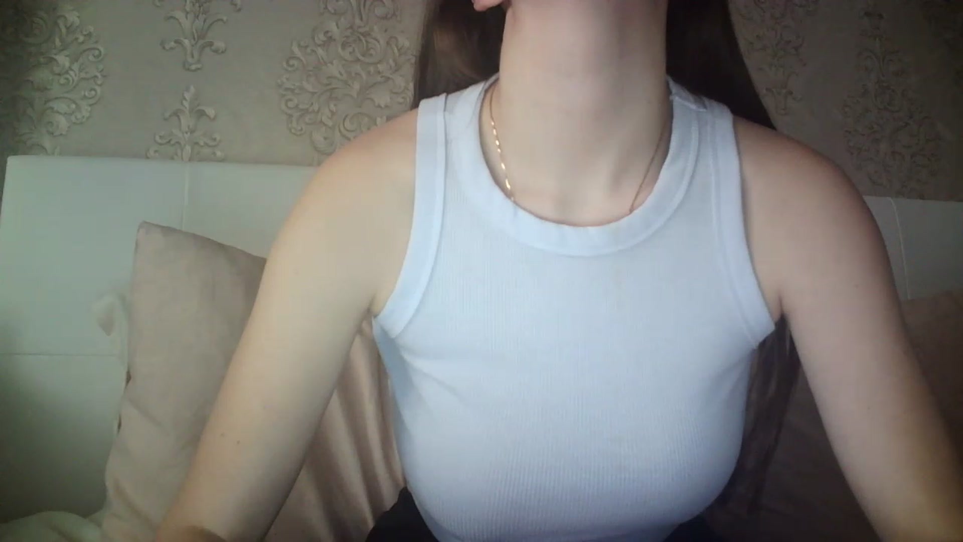 Gallery image thumbnail from charming_irl's myfreecams stream on, 12/28/2022, 11:33 image 9 of 20