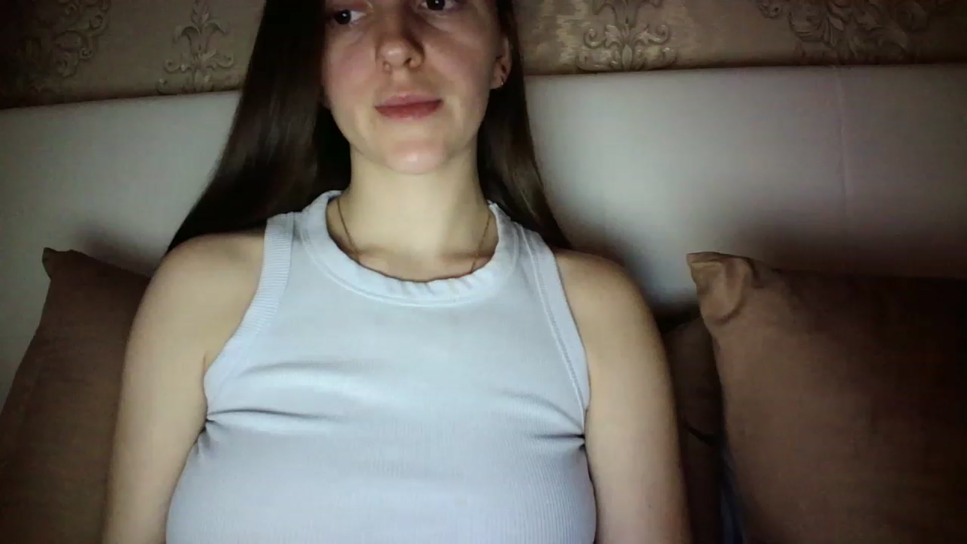 Gallery image thumbnail from charming_irl's myfreecams stream on, 01/22/2023, 12:21 image 1 of 20
