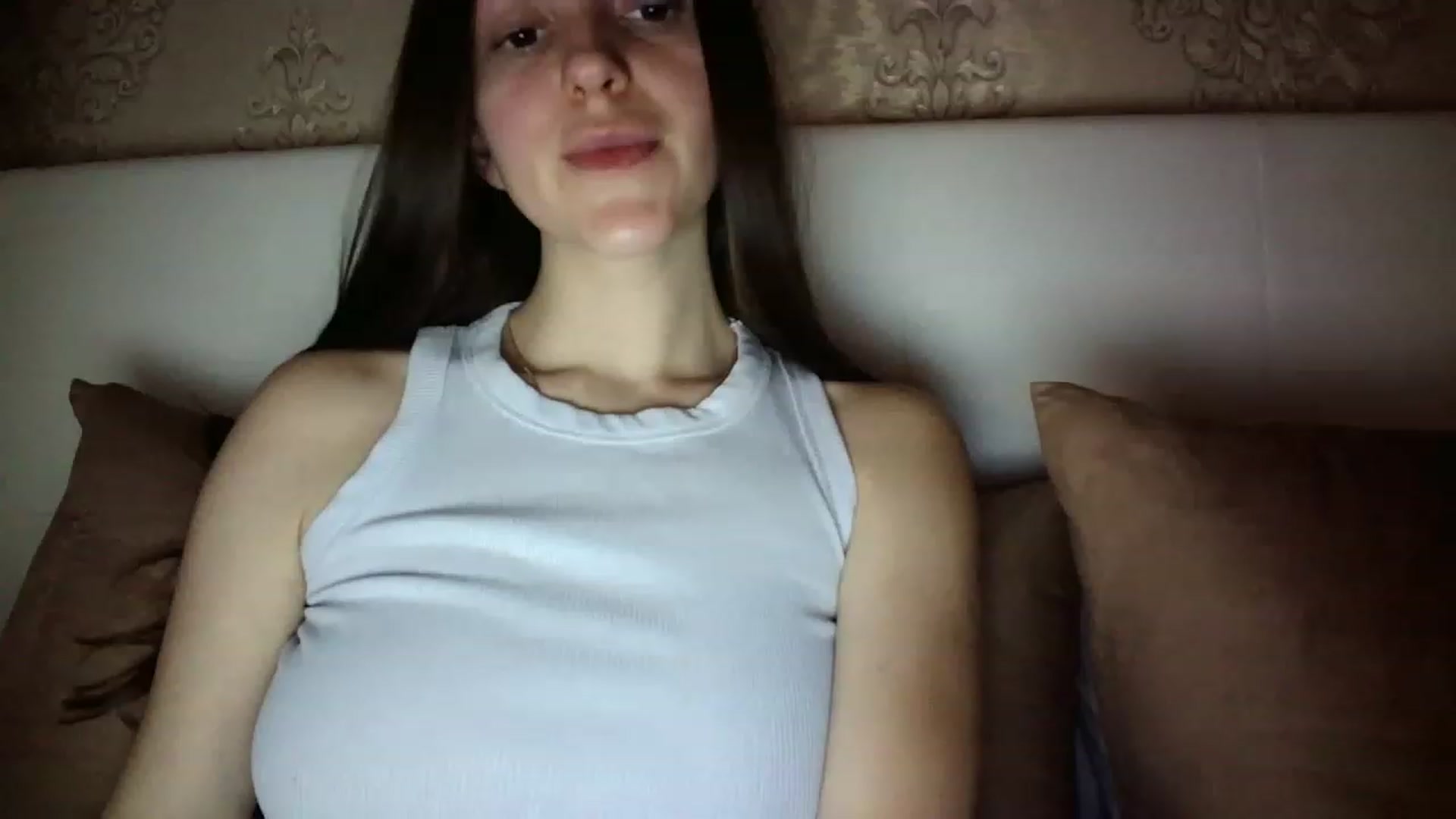 Gallery image thumbnail from charming_irl's myfreecams stream on, 01/22/2023, 12:21 image 3 of 20
