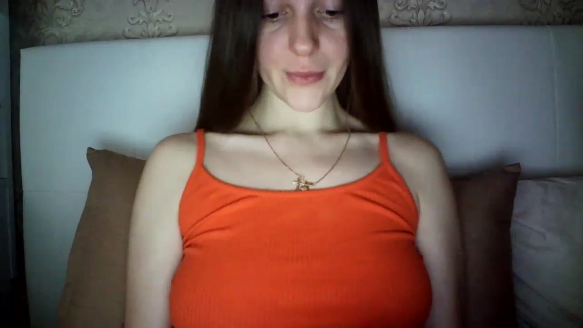Gallery image thumbnail from charming_irl's myfreecams stream on, 01/30/2023, 10:40 image 14 of 20