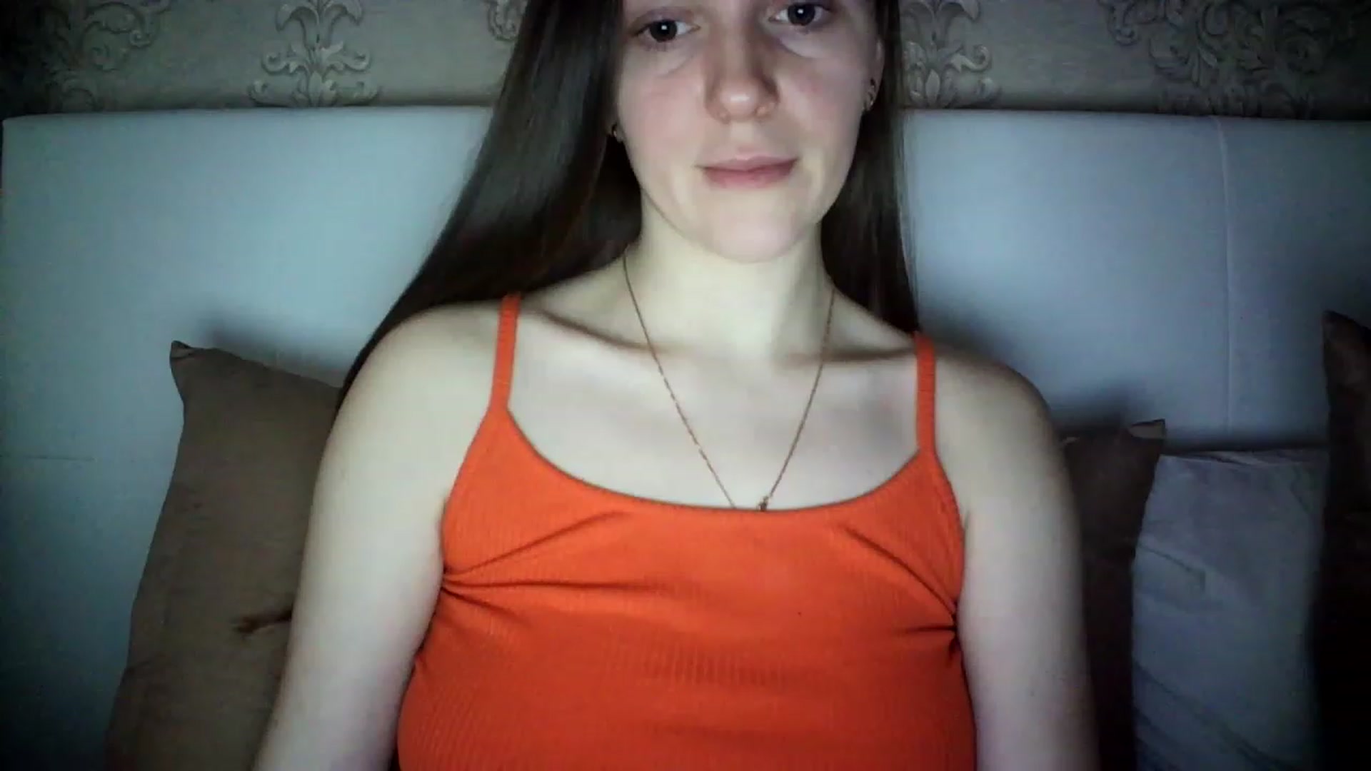 Gallery image thumbnail from charming_irl's myfreecams stream on, 01/30/2023, 10:40 image 4 of 20