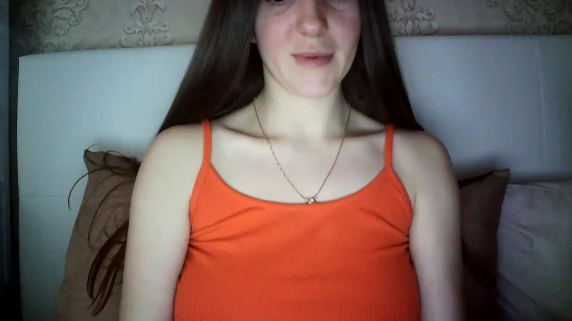 Gallery image thumbnail from charming_irl's myfreecams stream on, 01/30/2023, 10:40 image 18 of 20