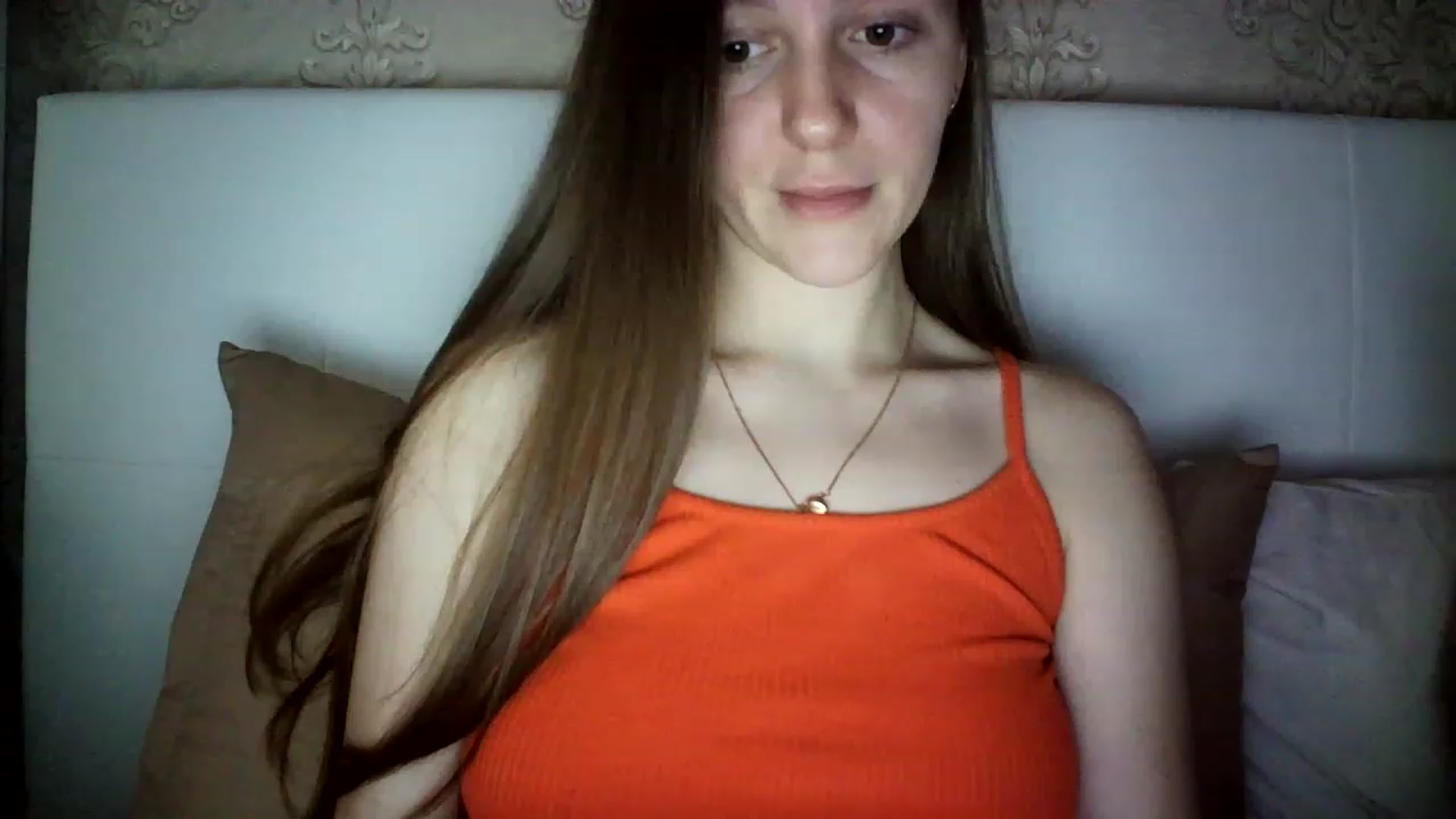 Gallery image thumbnail from charming_irl's myfreecams stream on, 01/30/2023, 10:40 image 7 of 20