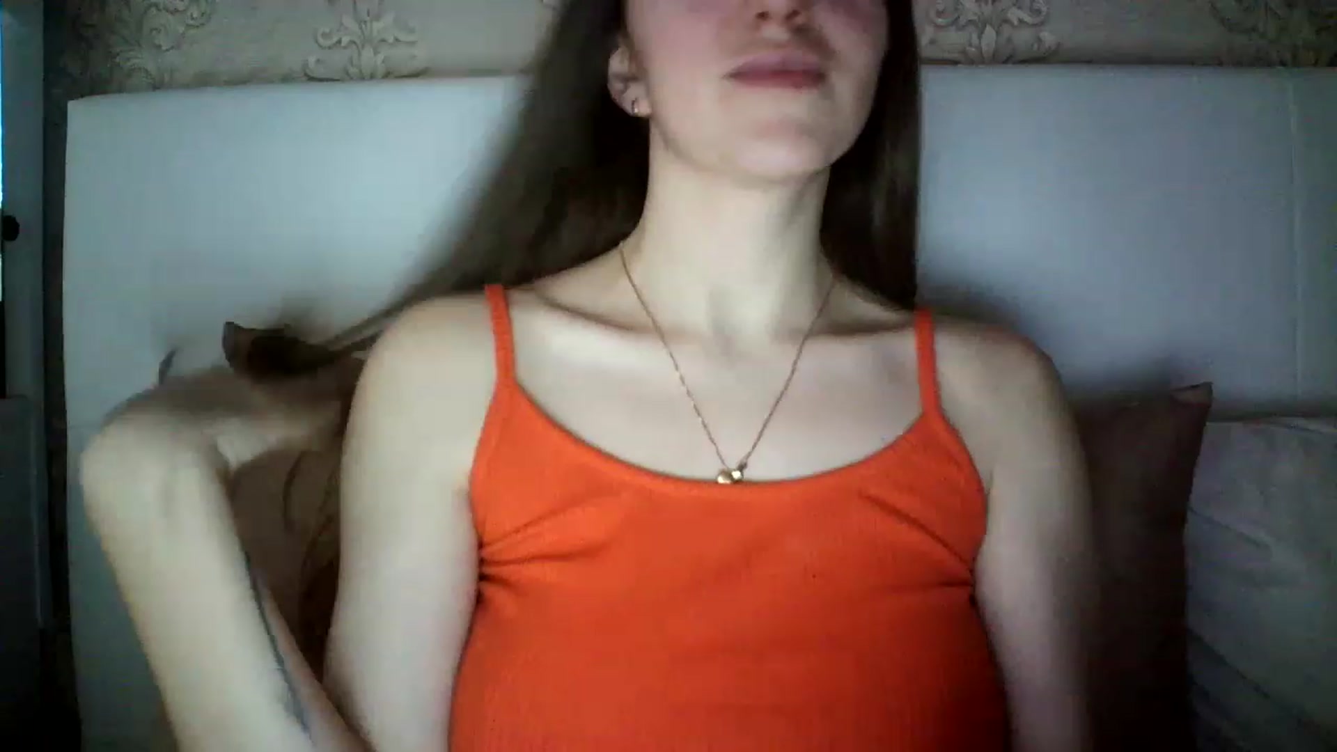 Gallery image thumbnail from charming_irl's myfreecams stream on, 01/30/2023, 10:40 image 16 of 20