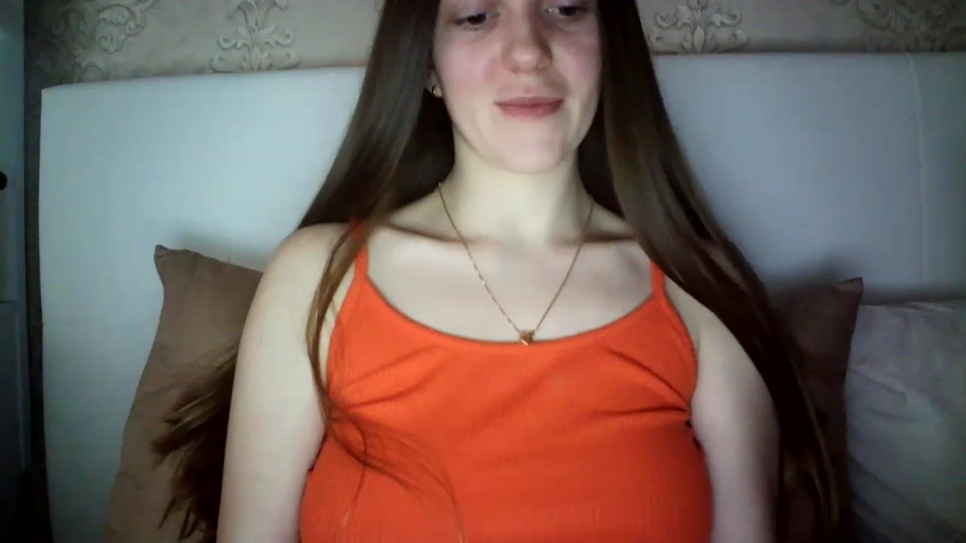 Gallery image thumbnail from charming_irl's myfreecams stream on, 01/30/2023, 10:40 image 17 of 20