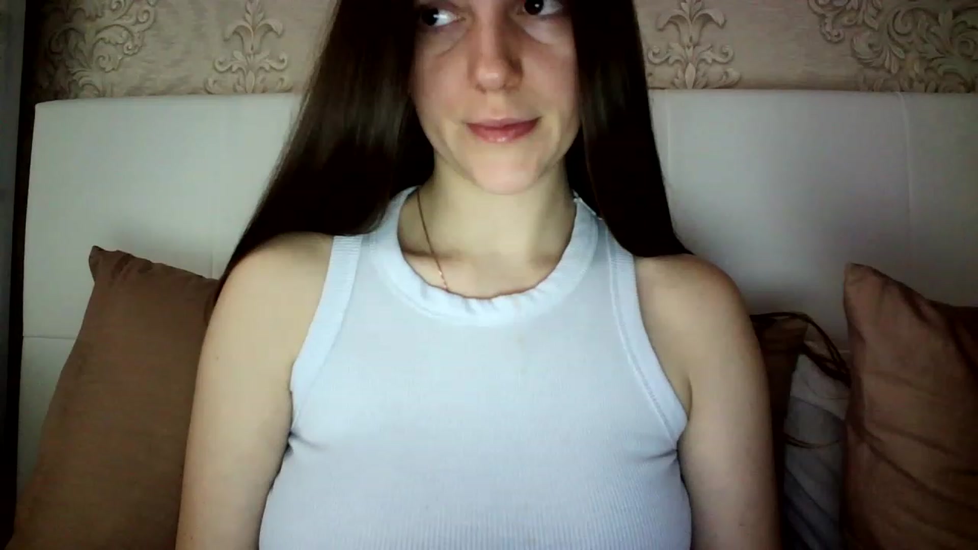 Gallery image thumbnail from charming_irl's myfreecams stream on, 01/31/2023, 10:42 image 9 of 20