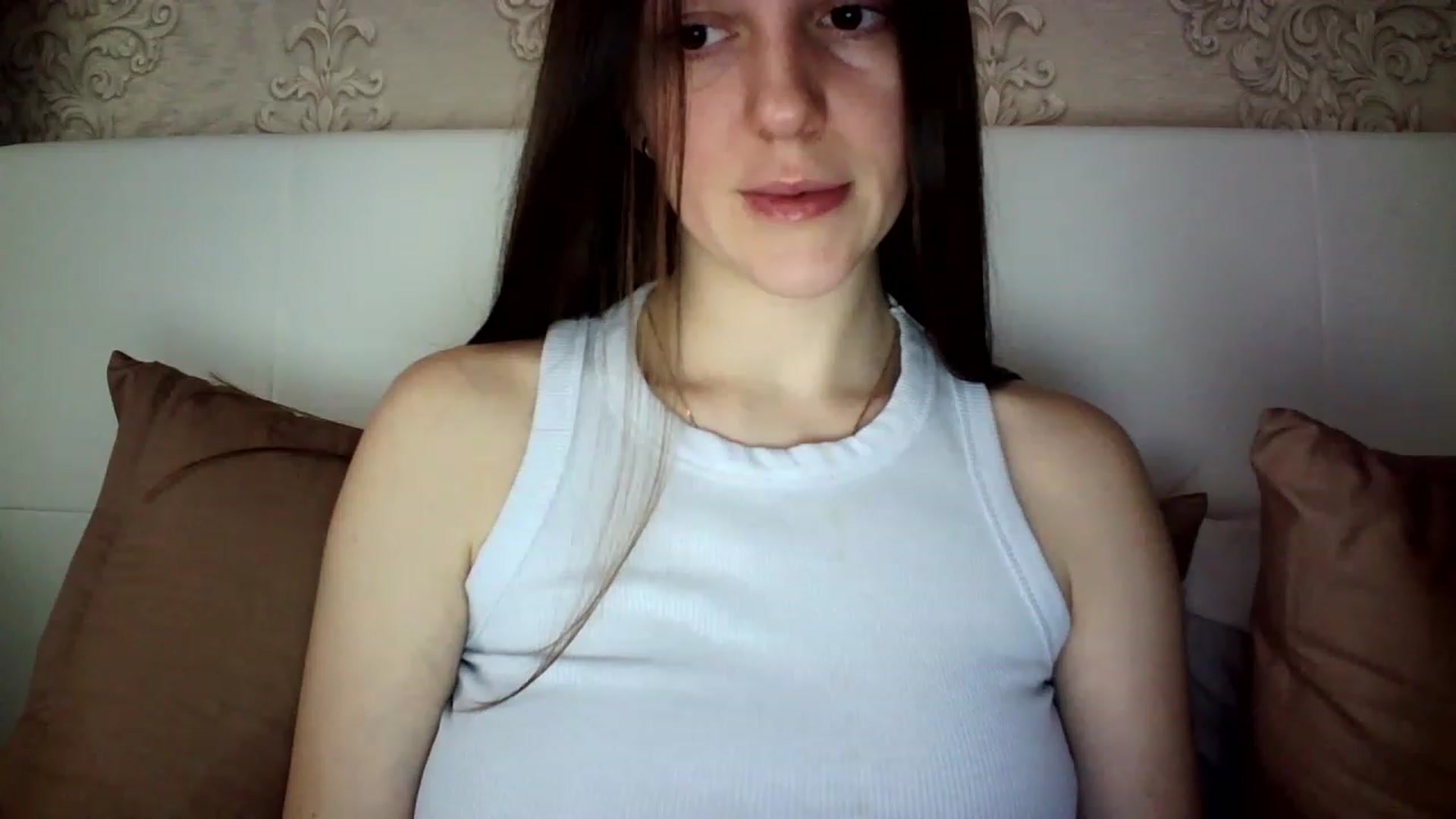 Gallery image thumbnail from charming_irl's myfreecams stream on, 01/31/2023, 10:42 image 4 of 20