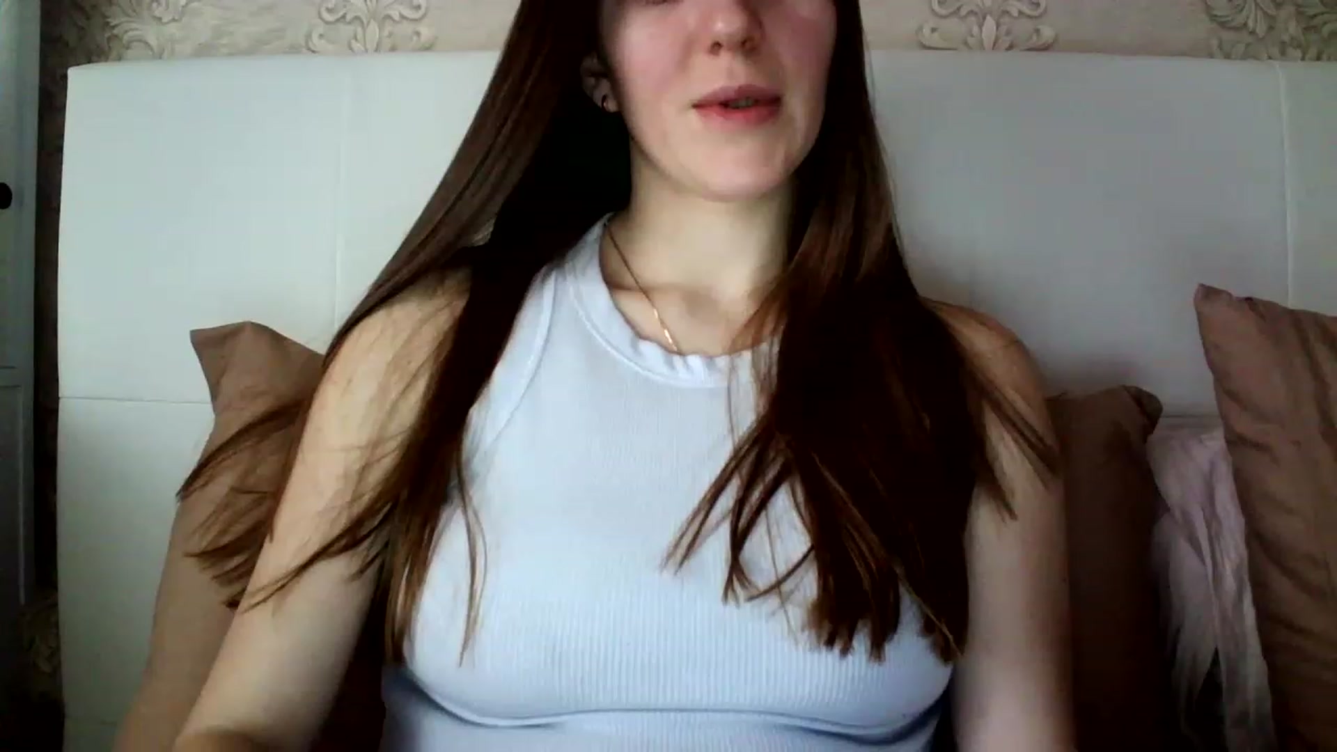 Gallery image thumbnail from charming_irl's myfreecams stream on, 02/14/2023, 11:42 image 9 of 20