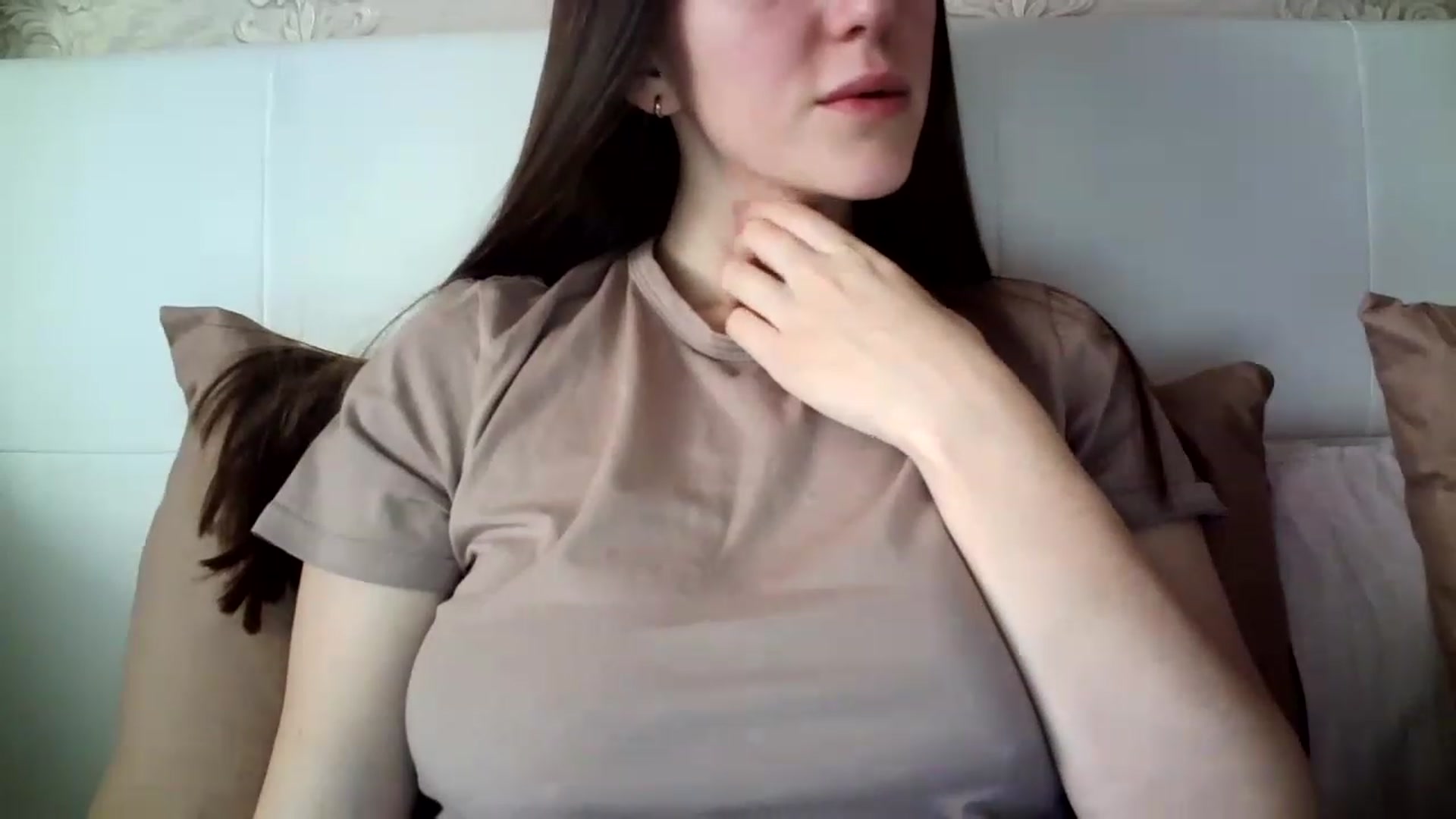 Gallery image thumbnail from charming_irl's myfreecams stream on, 02/15/2023, 11:17 image 15 of 20