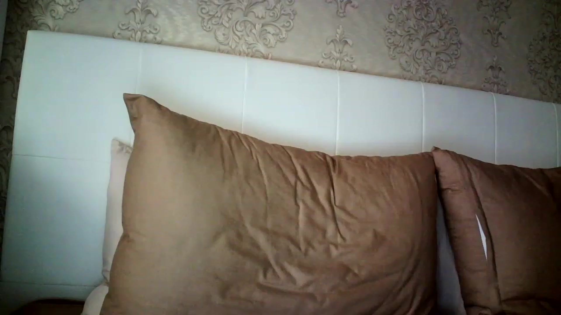 Gallery image thumbnail from charming_irl's myfreecams stream on, 02/15/2023, 14:20 image 2 of 20