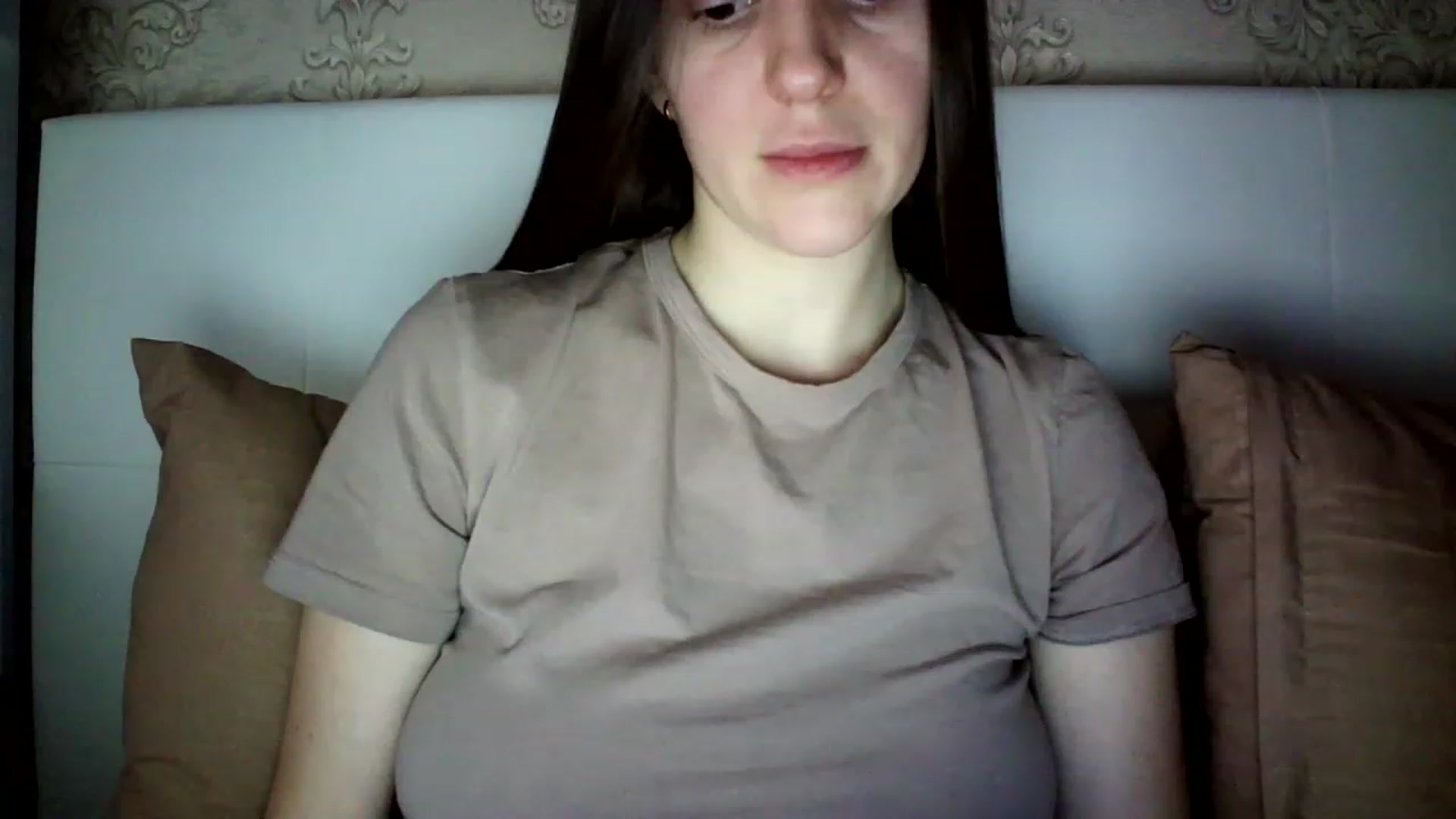 Gallery image thumbnail from charming_irl's myfreecams stream on, 02/17/2023, 12:51 image 2 of 20