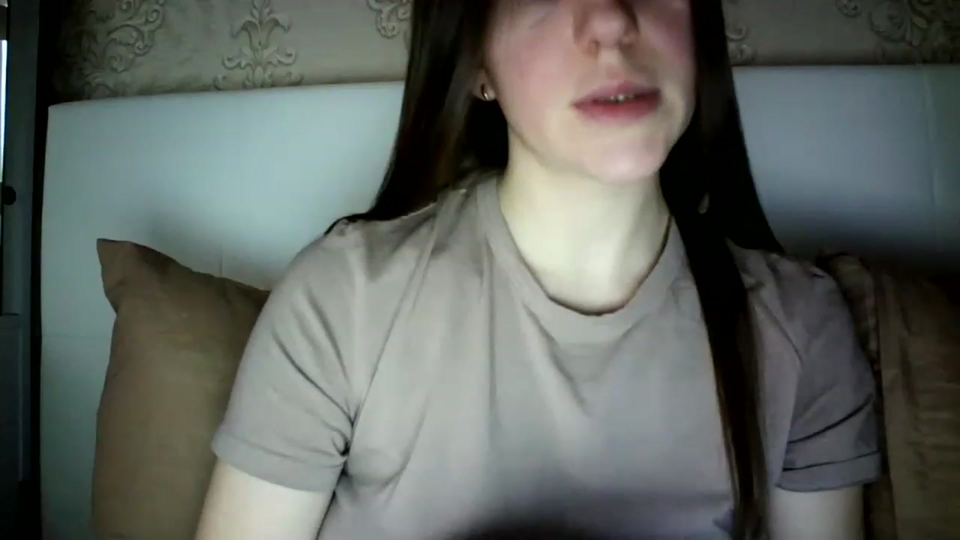 Gallery image thumbnail from charming_irl's myfreecams stream on, 02/17/2023, 12:51 image 17 of 20