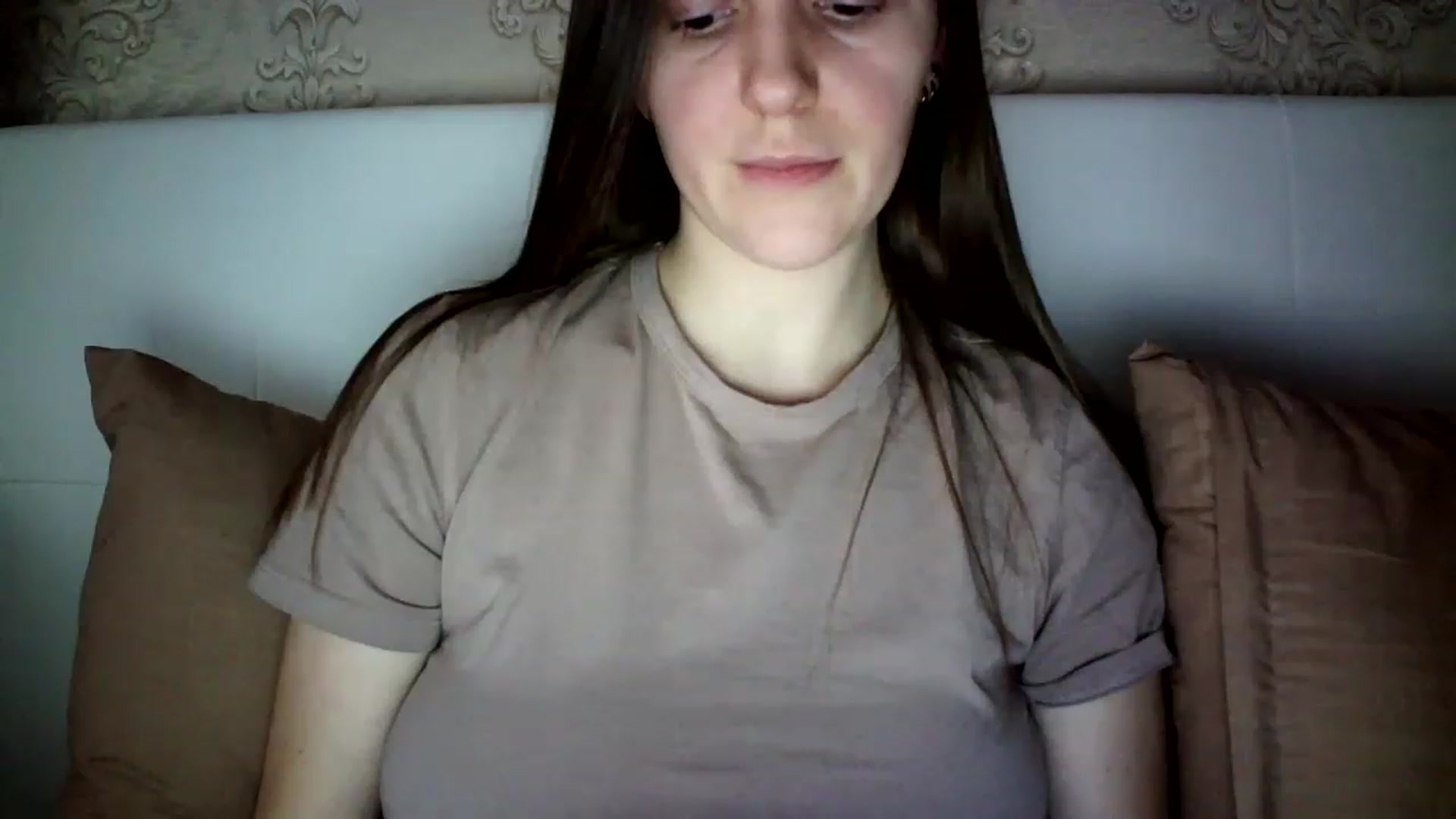 Gallery image thumbnail from charming_irl's myfreecams stream on, 02/17/2023, 12:51 image 9 of 20