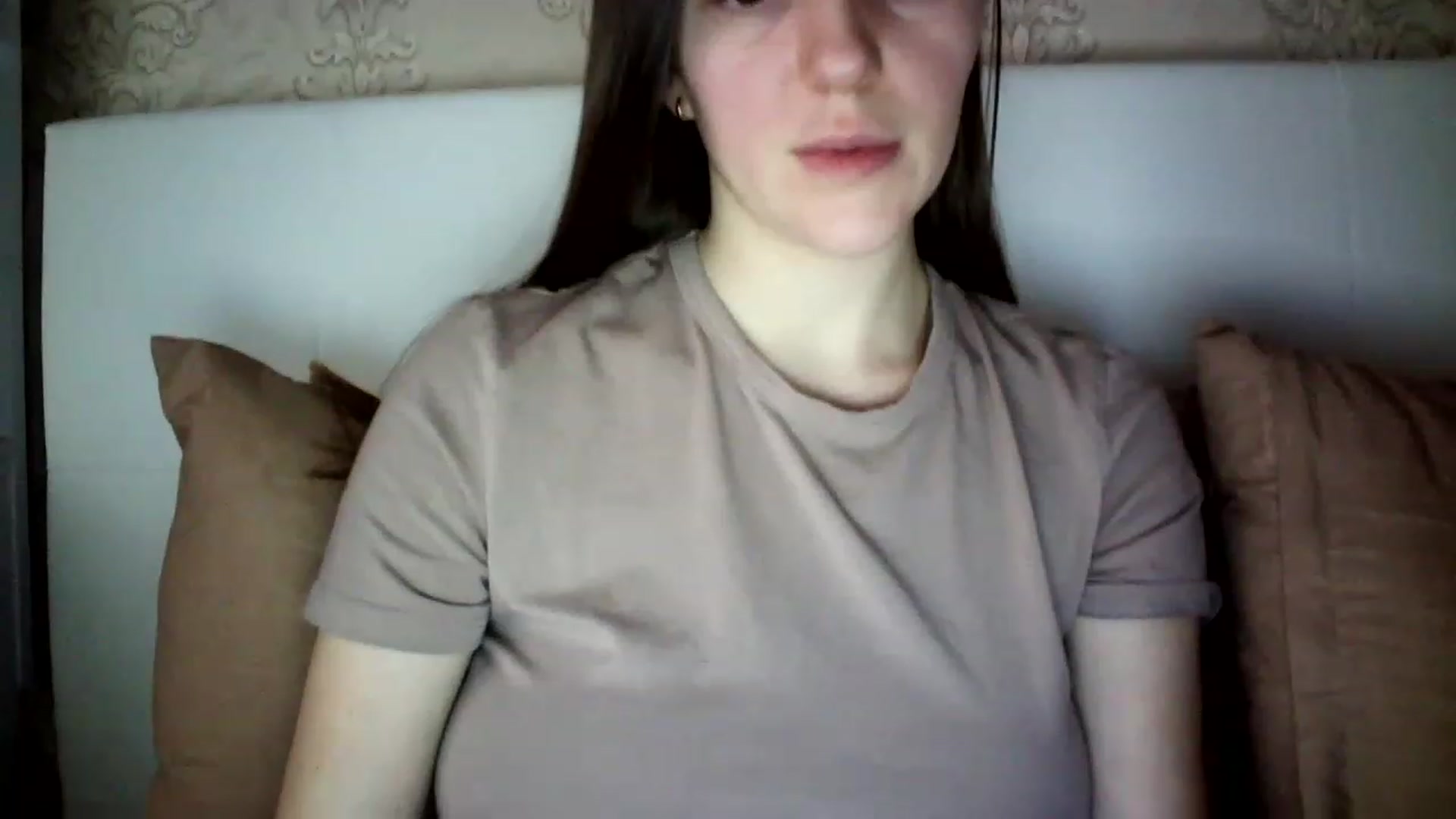 Gallery image thumbnail from charming_irl's myfreecams stream on, 02/17/2023, 12:51 image 6 of 20