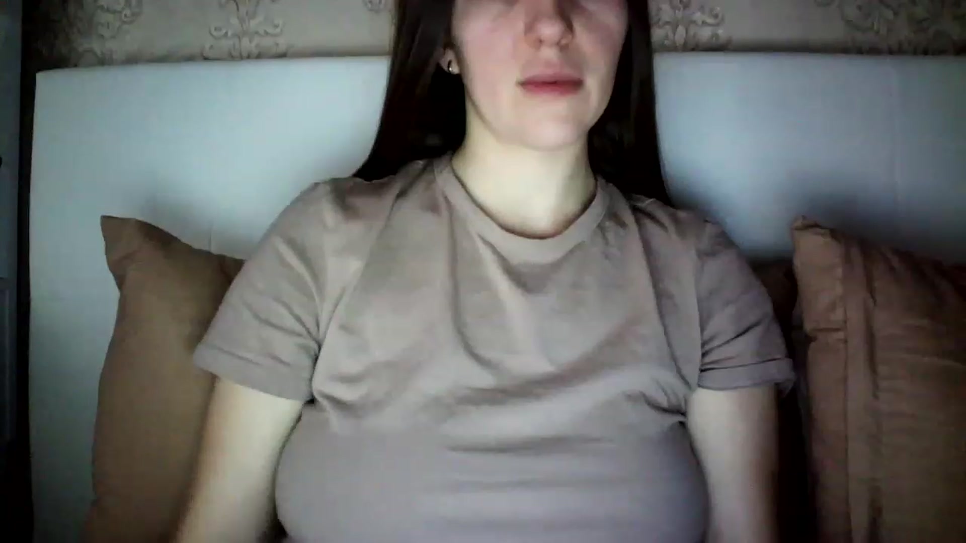 Gallery image thumbnail from charming_irl's myfreecams stream on, 02/17/2023, 12:51 image 3 of 20