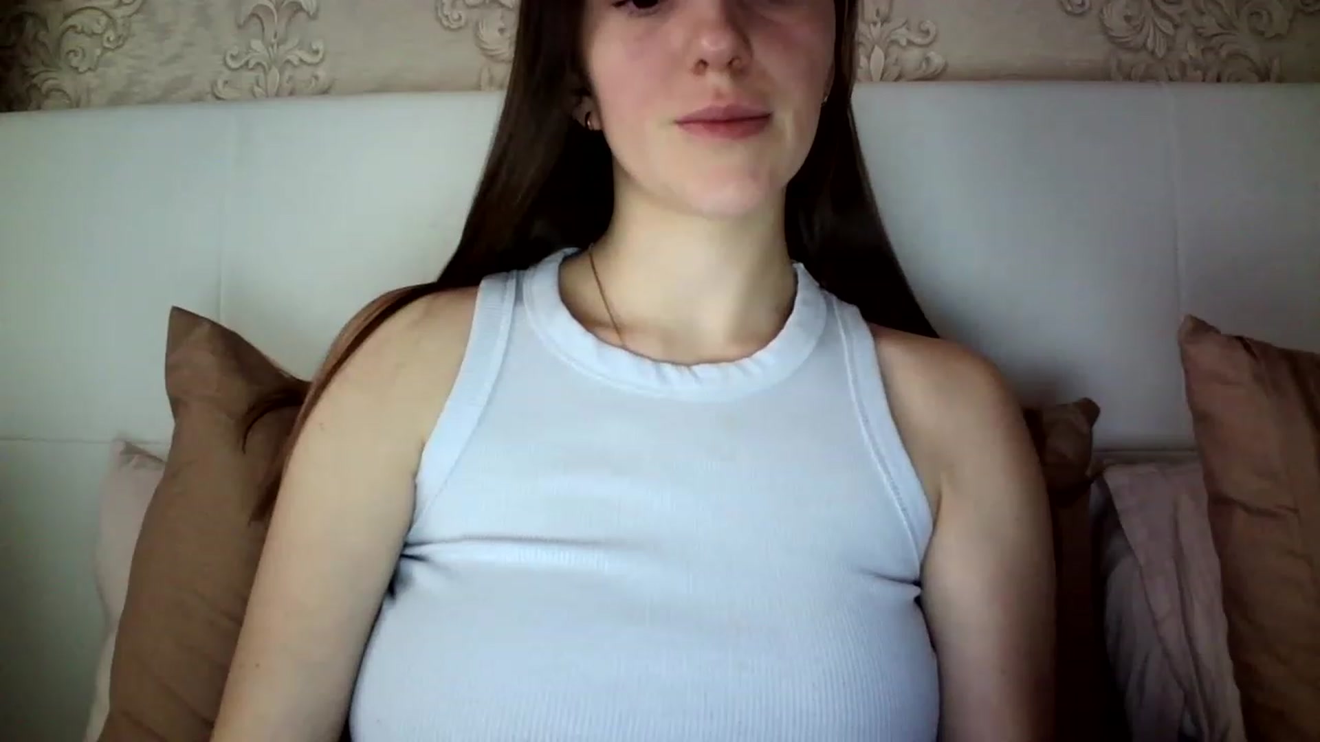 Gallery image thumbnail from charming_irl's myfreecams stream on, 02/19/2023, 11:17 image 10 of 20