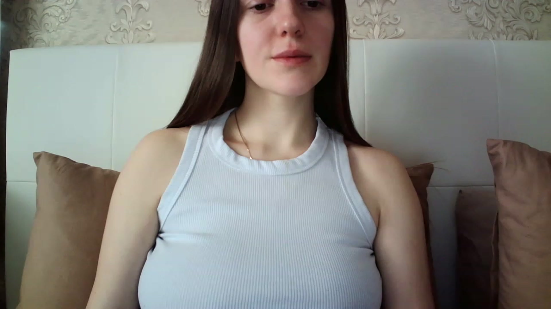 Gallery image thumbnail from charming_irl's myfreecams stream on, 03/06/2023, 11:56 image 14 of 20