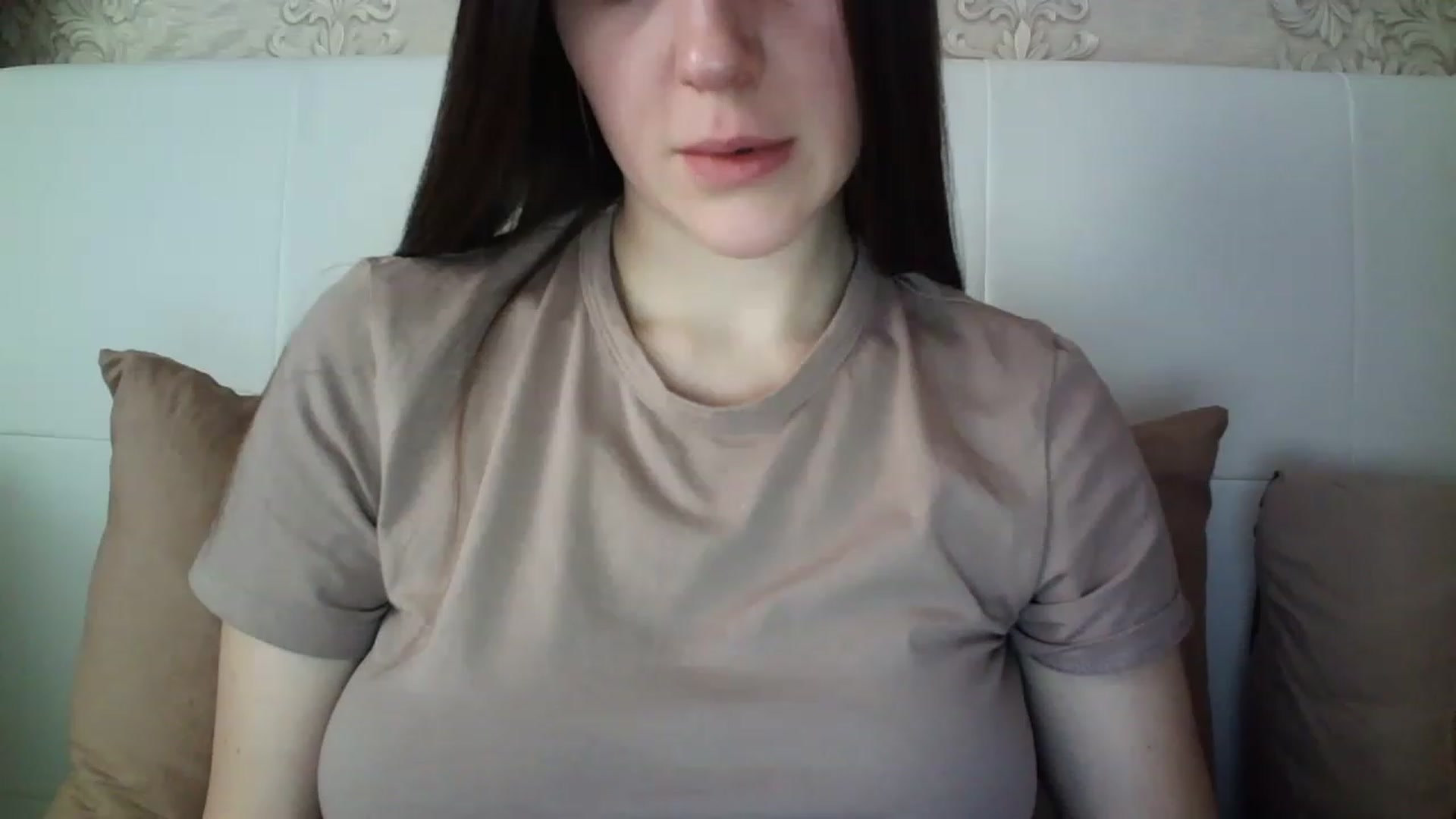 Gallery image thumbnail from charming_irl's myfreecams stream on, 03/09/2023, 12:33 image 4 of 20