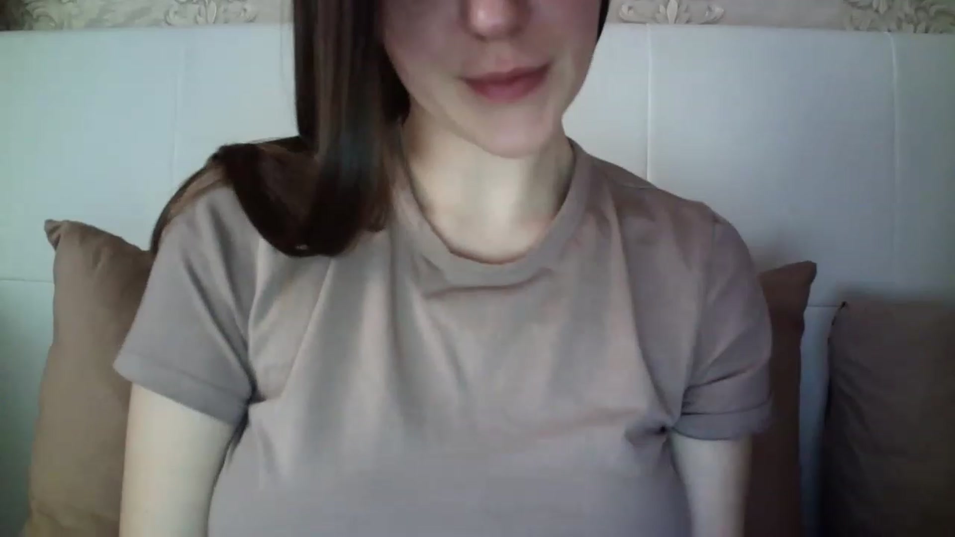 Gallery image thumbnail from charming_irl's myfreecams stream on, 03/09/2023, 12:33 image 12 of 20