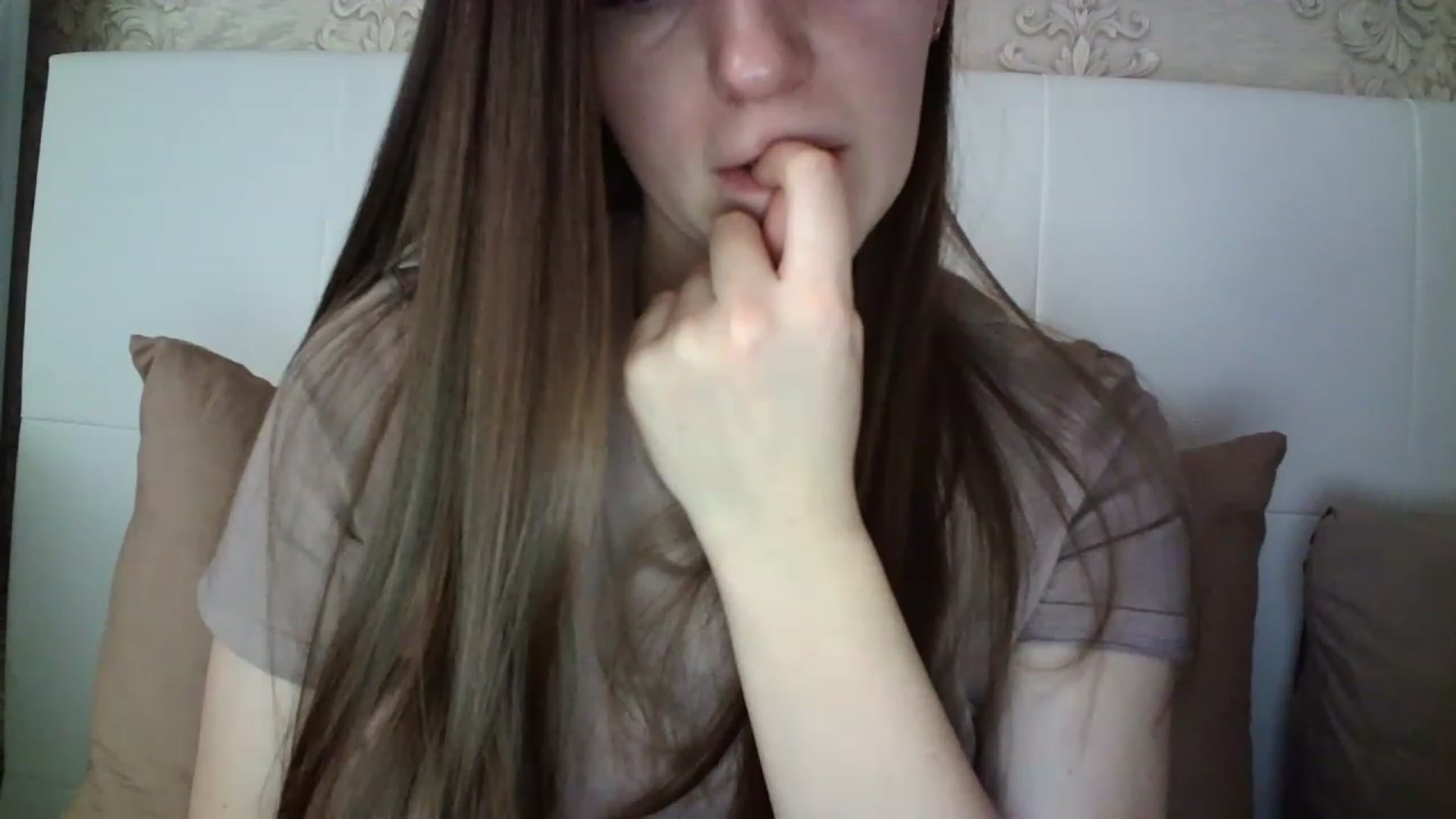 Gallery image thumbnail from charming_irl's myfreecams stream on, 03/09/2023, 12:33 image 13 of 20
