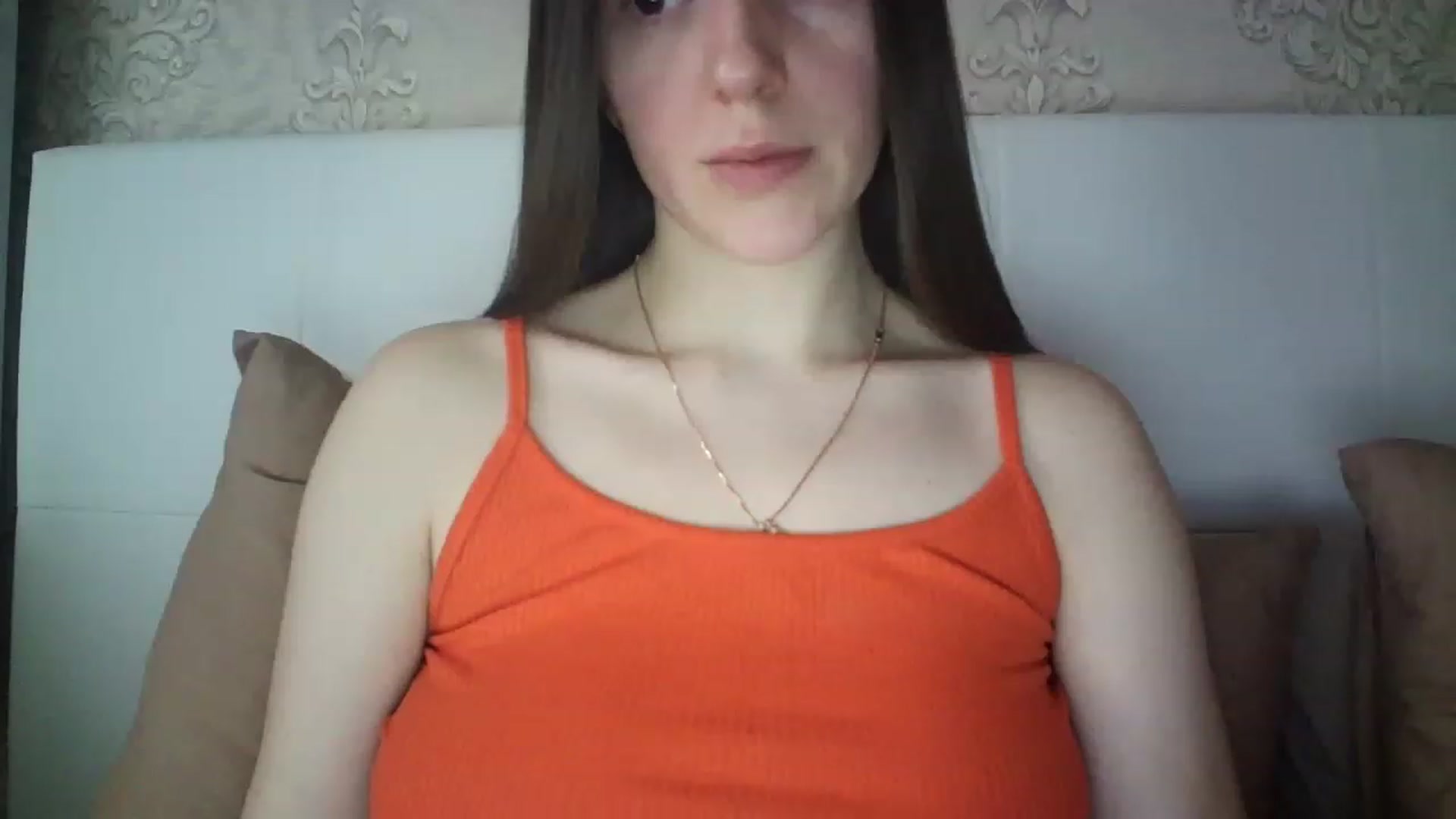 Gallery image thumbnail from charming_irl's myfreecams stream on, 03/12/2023, 12:27 image 4 of 20