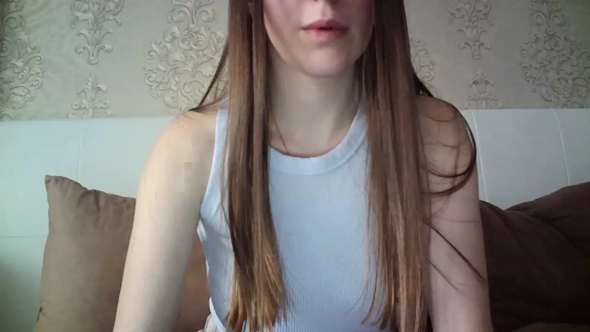 Gallery image thumbnail from charming_irl's myfreecams stream on, 03/18/2023, 13:11 image 19 of 20