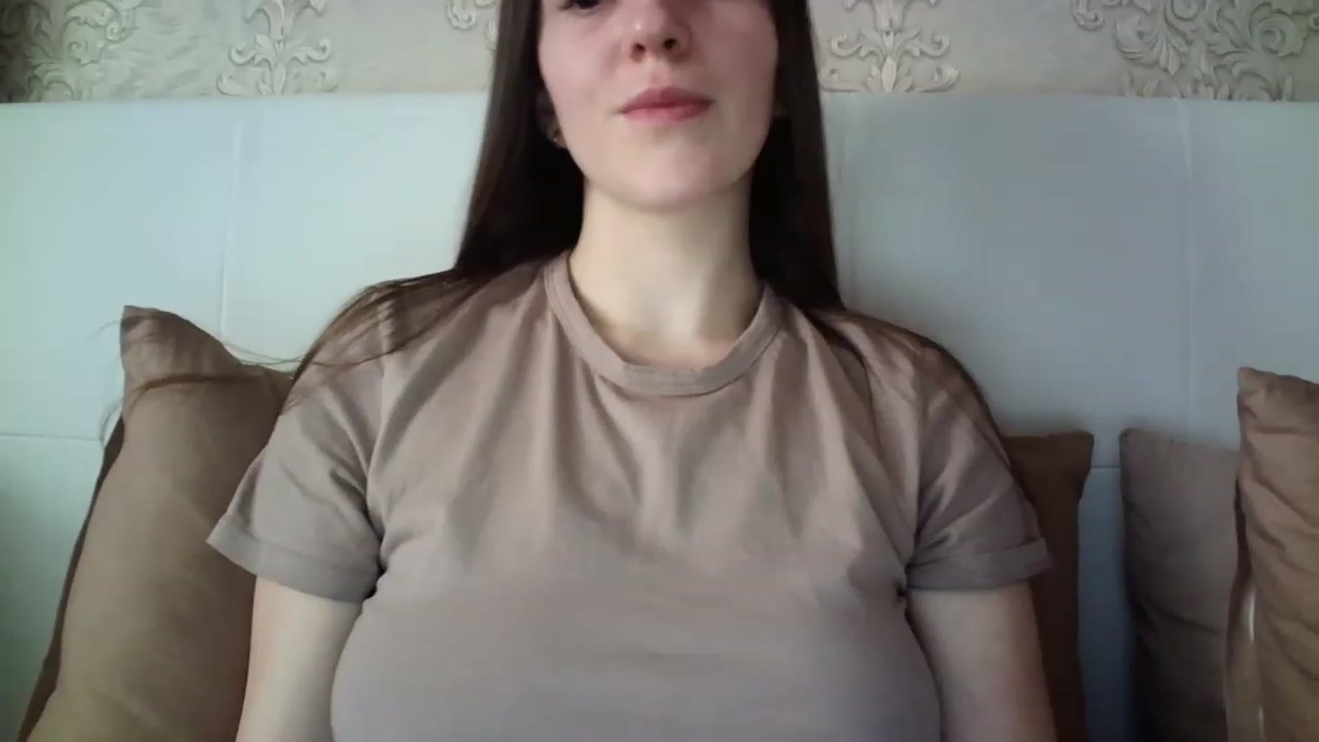 Gallery image thumbnail from charming_irl's myfreecams stream on, 03/20/2023, 12:52 image 6 of 20