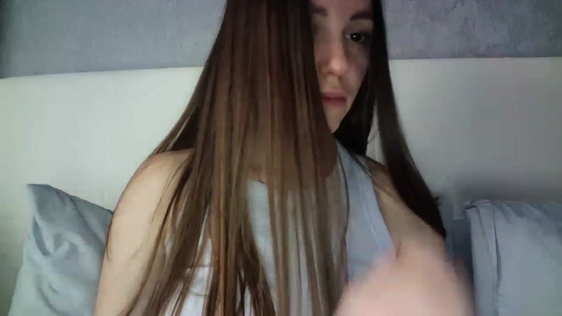 Gallery image thumbnail from charming_irl's myfreecams stream on, 04/09/2023, 11:41 image 11 of 20