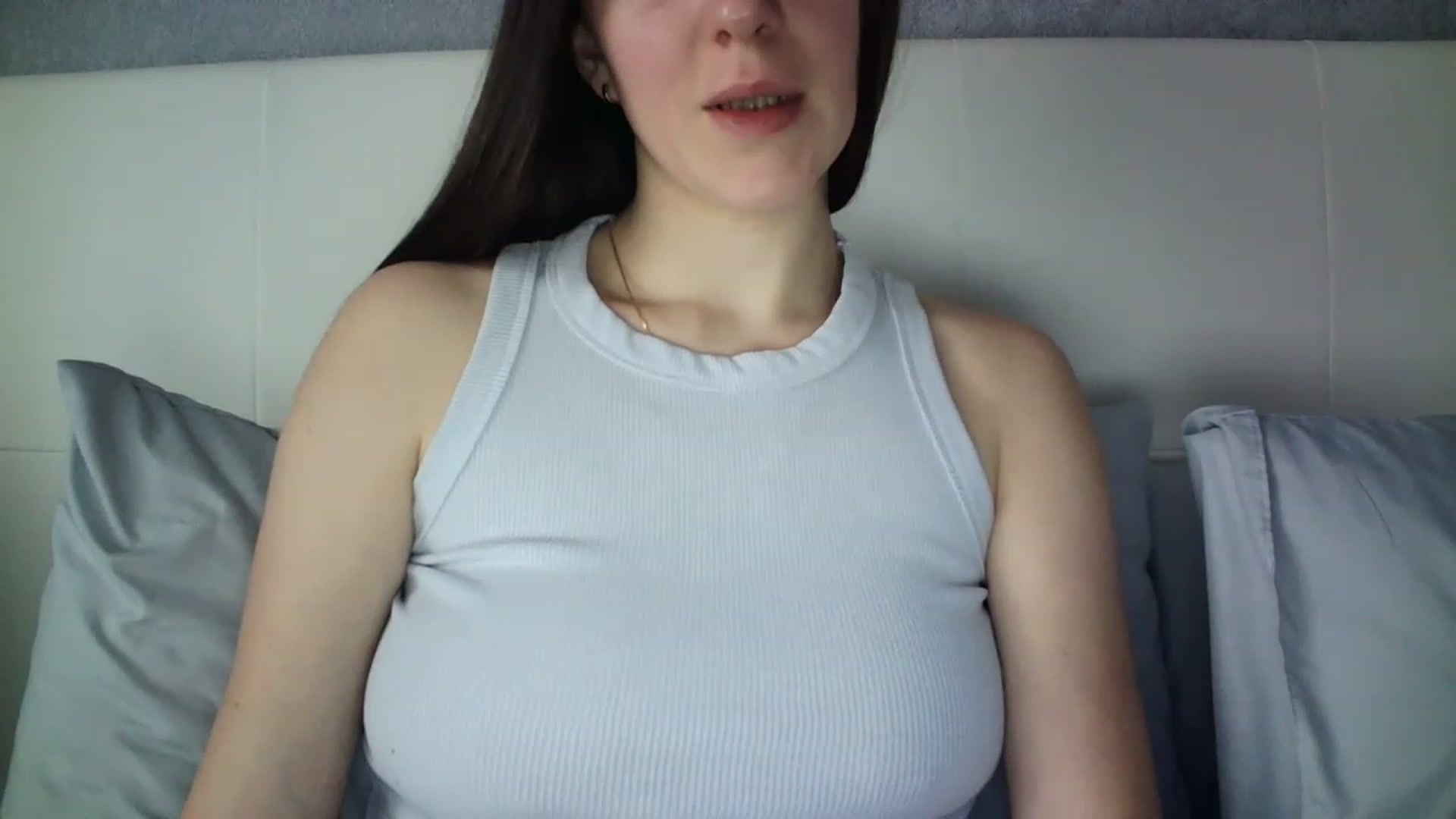Gallery image thumbnail from charming_irl's myfreecams stream on, 04/09/2023, 11:41 image 5 of 20