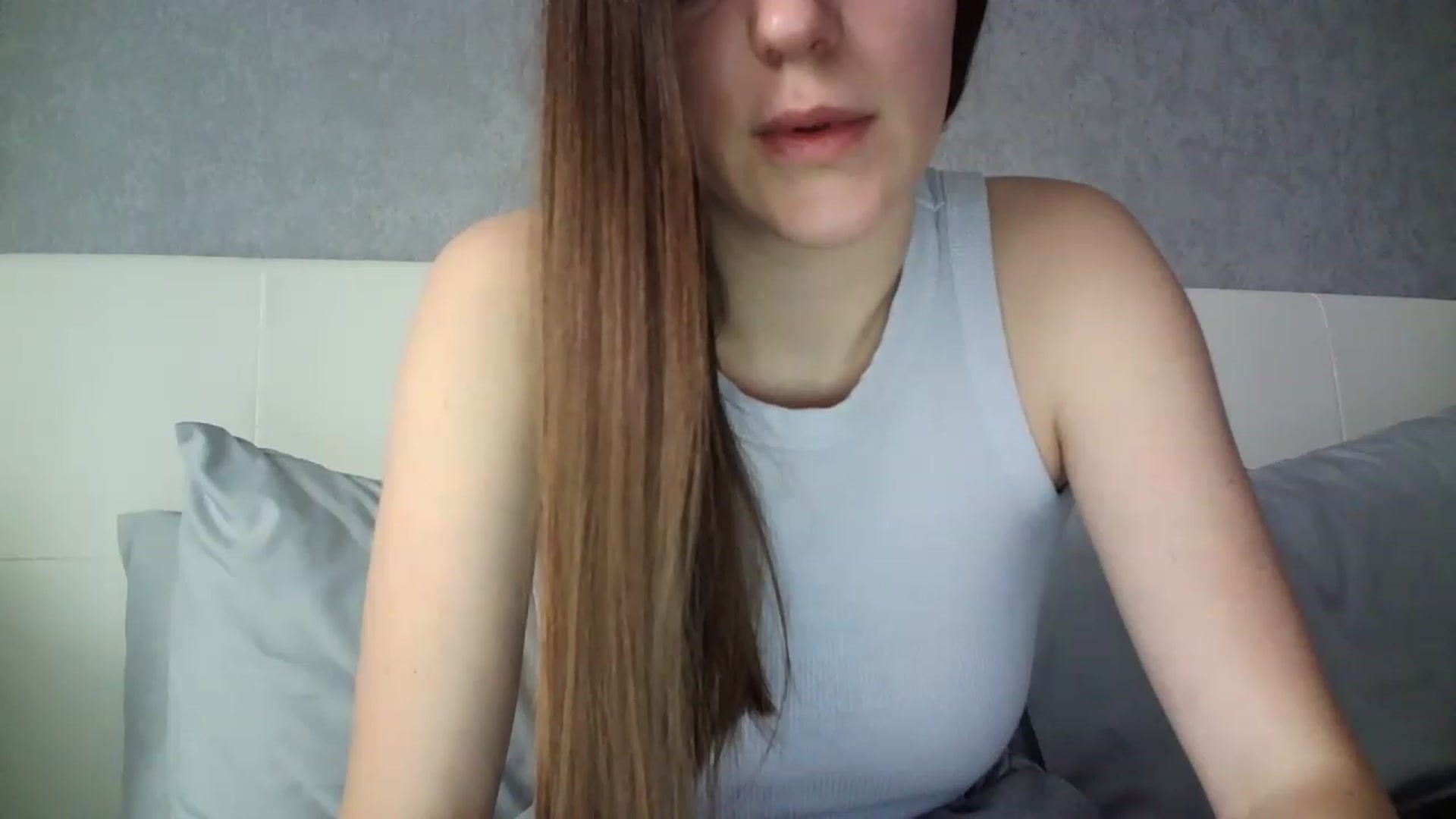 Gallery image thumbnail from charming_irl's myfreecams stream on, 04/09/2023, 11:41 image 17 of 20