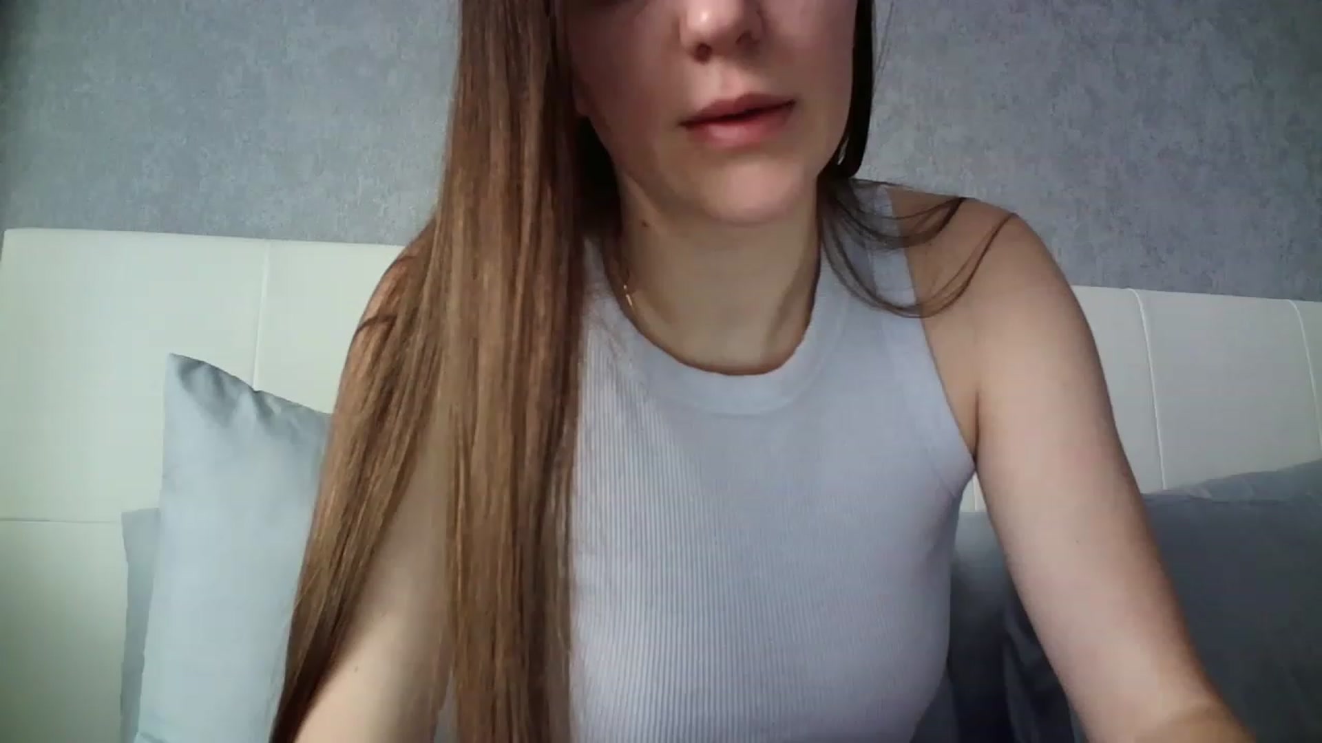 Gallery image thumbnail from charming_irl's myfreecams stream on, 04/17/2023, 11:33 image 5 of 20