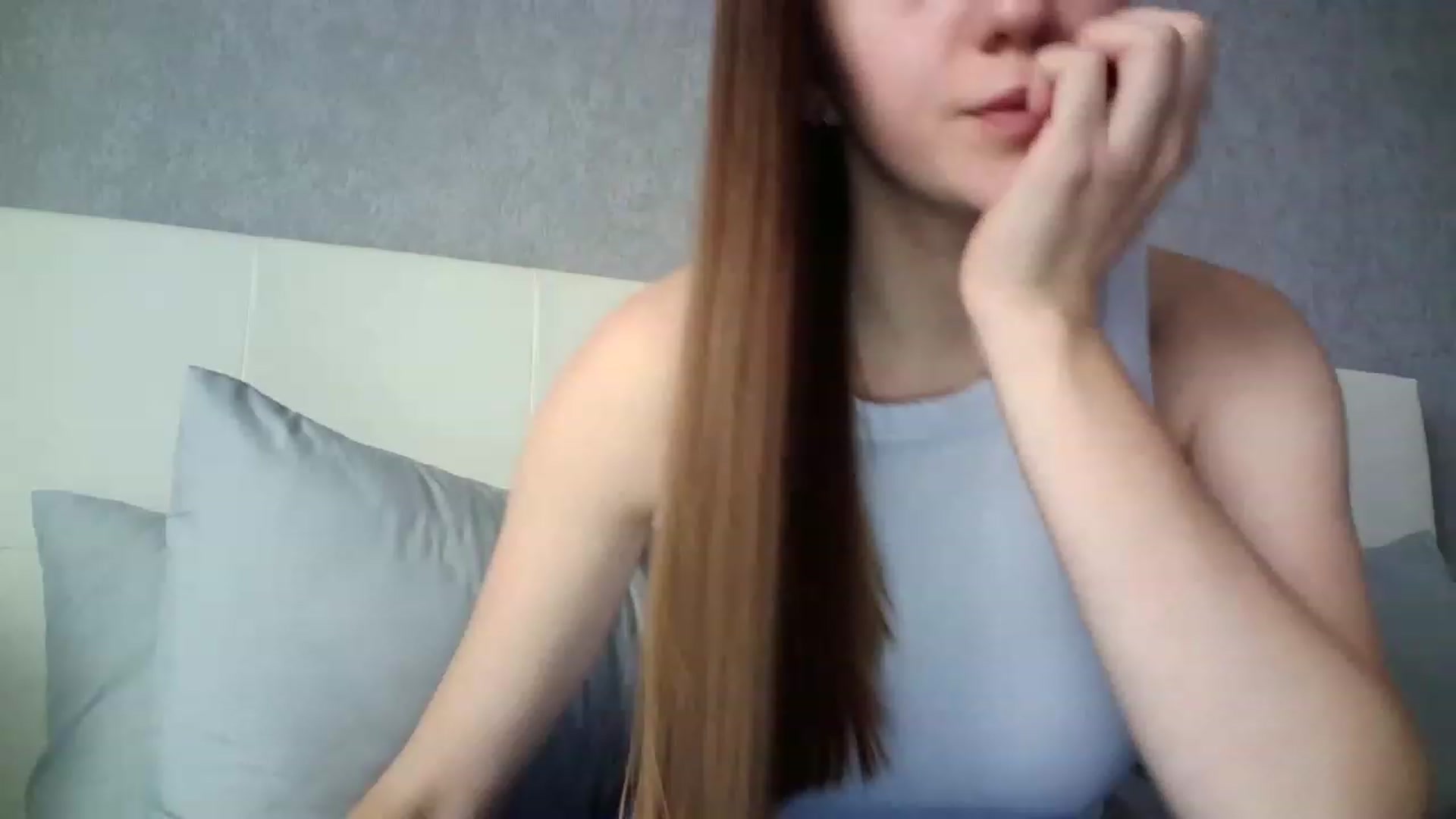 Gallery image thumbnail from charming_irl's myfreecams stream on, 04/25/2023, 10:27 image 18 of 20