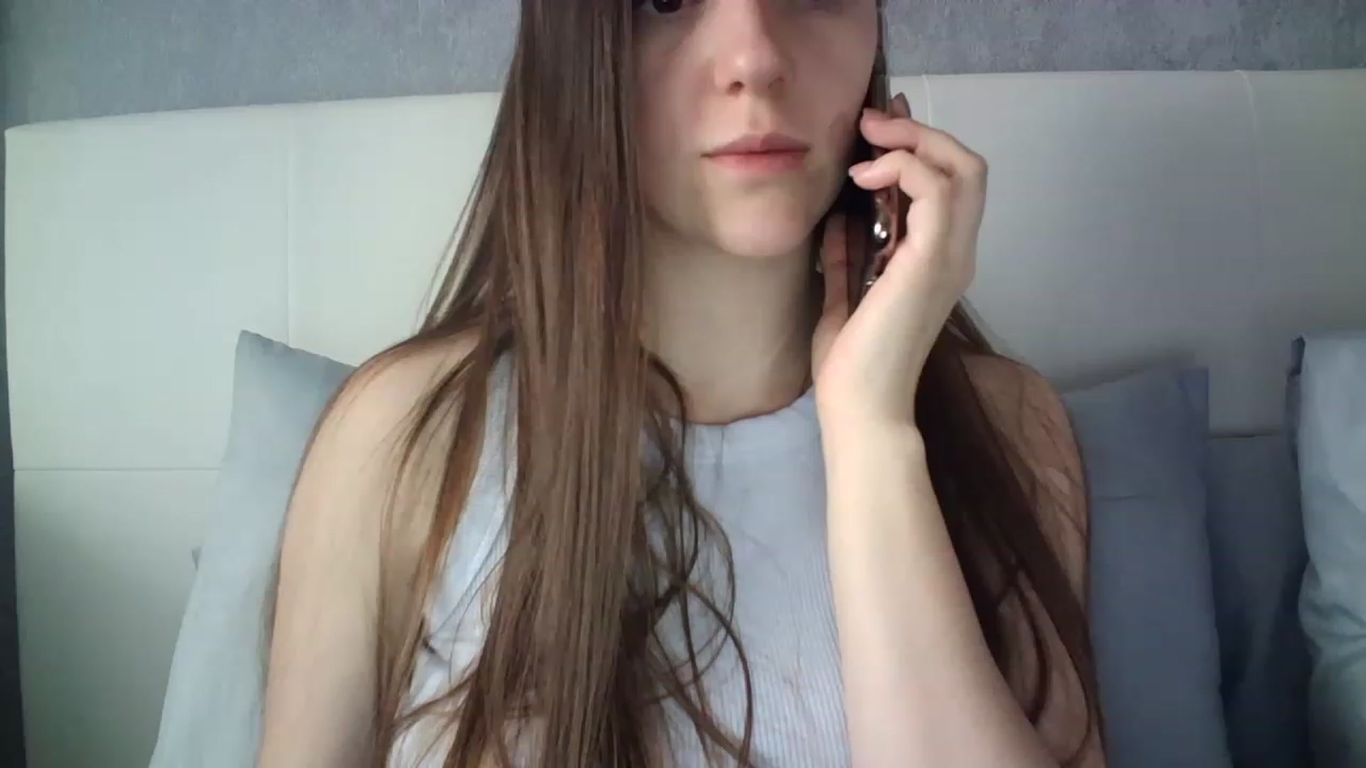Gallery image thumbnail from charming_irl's myfreecams stream on, 05/01/2023, 13:35 image 3 of 20