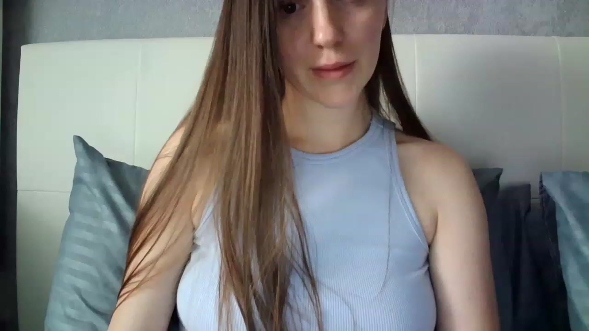 Gallery image thumbnail from charming_irl's myfreecams stream on, 05/29/2023, 12:41 image 3 of 20