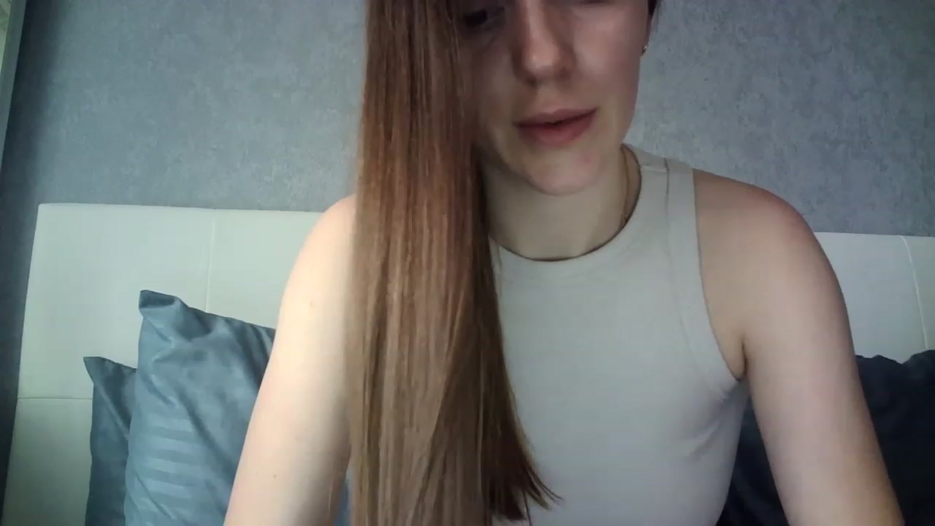 Gallery image thumbnail from charming_irl's myfreecams stream on, 06/01/2023, 11:16 image 8 of 20