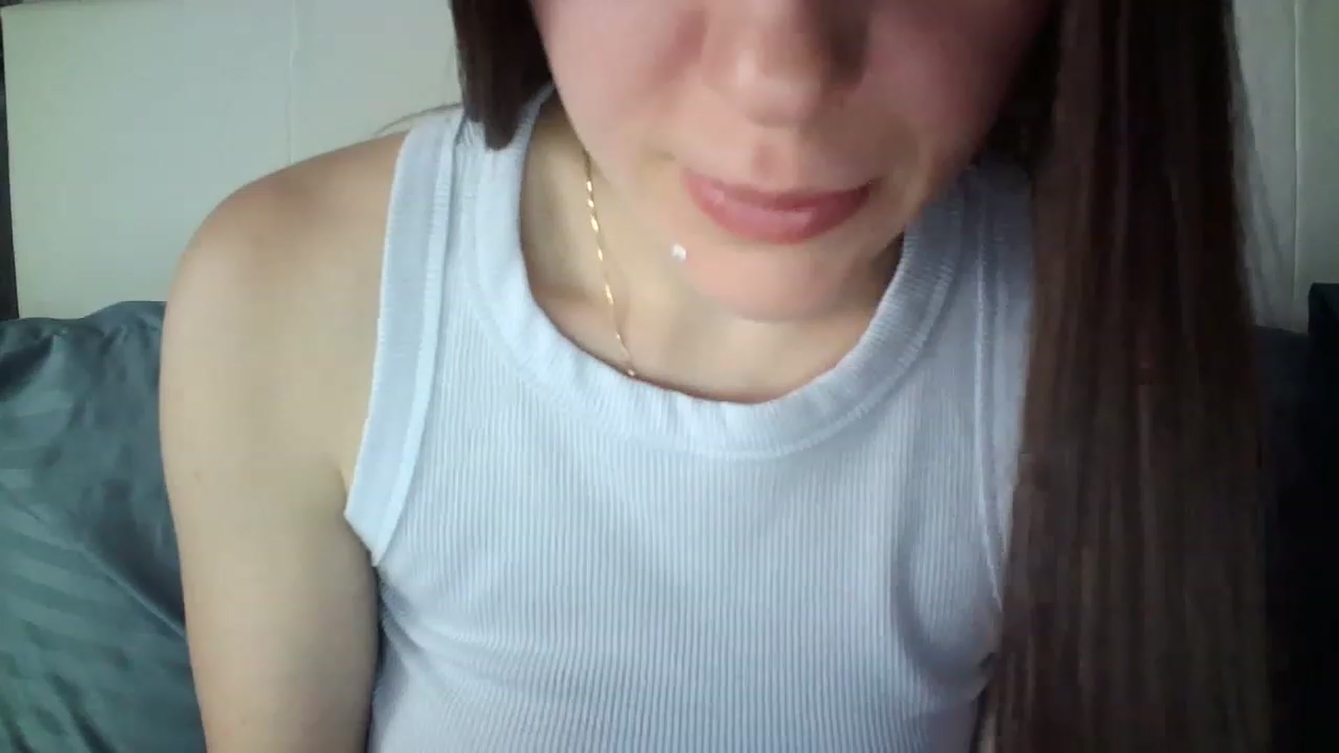 Gallery image thumbnail from charming_irl's myfreecams stream on, 06/13/2023, 10:25 image 2 of 20