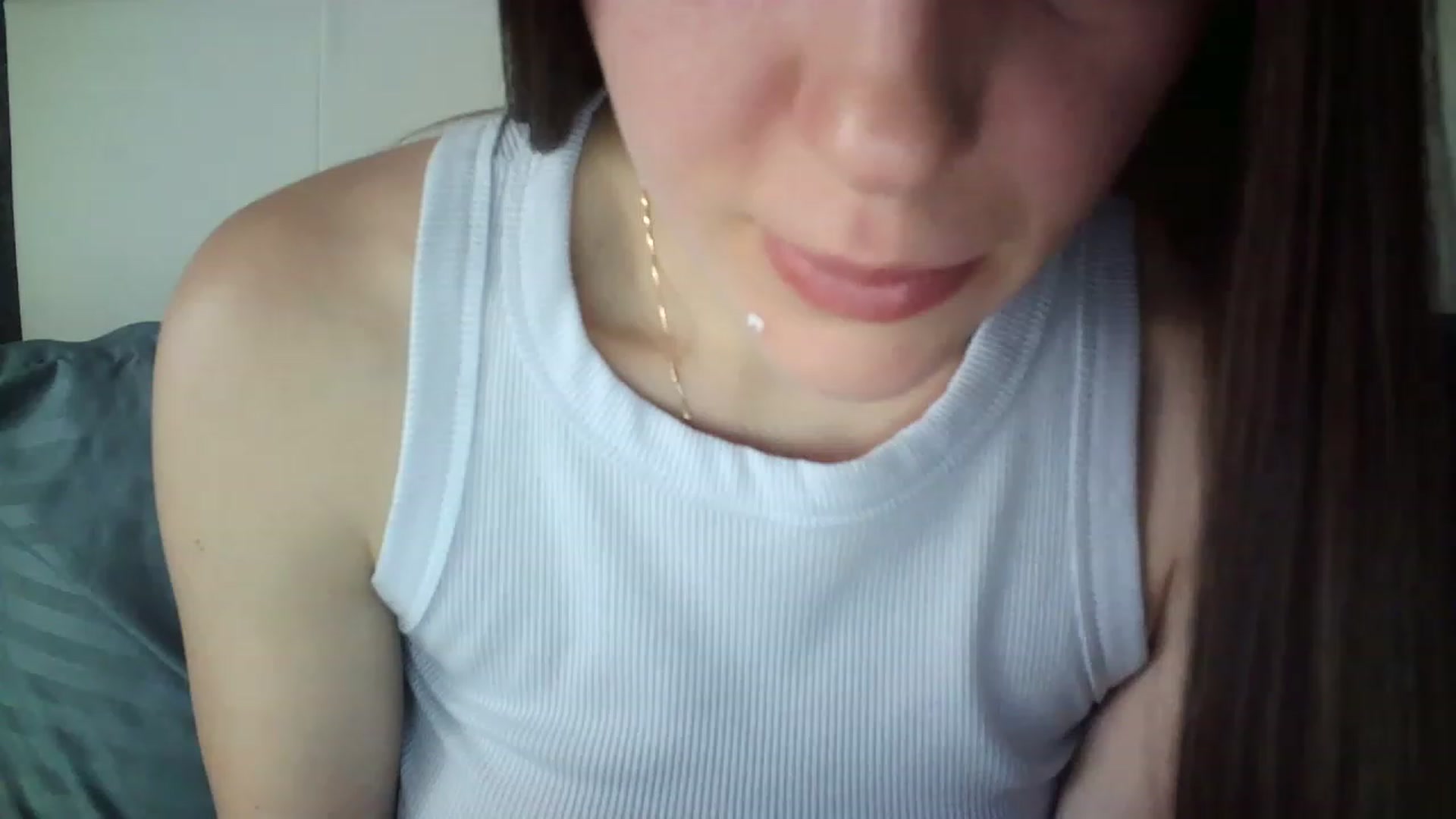 Gallery image thumbnail from charming_irl's myfreecams stream on, 06/13/2023, 10:25 image 1 of 20