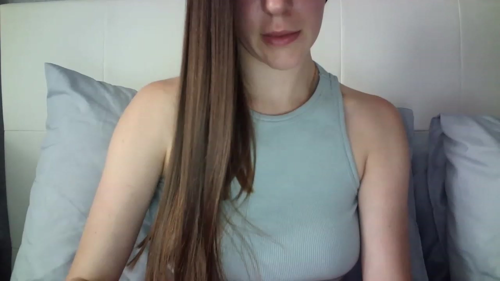 Gallery image thumbnail from charming_irl's myfreecams stream on, 06/22/2023, 10:07 image 14 of 20