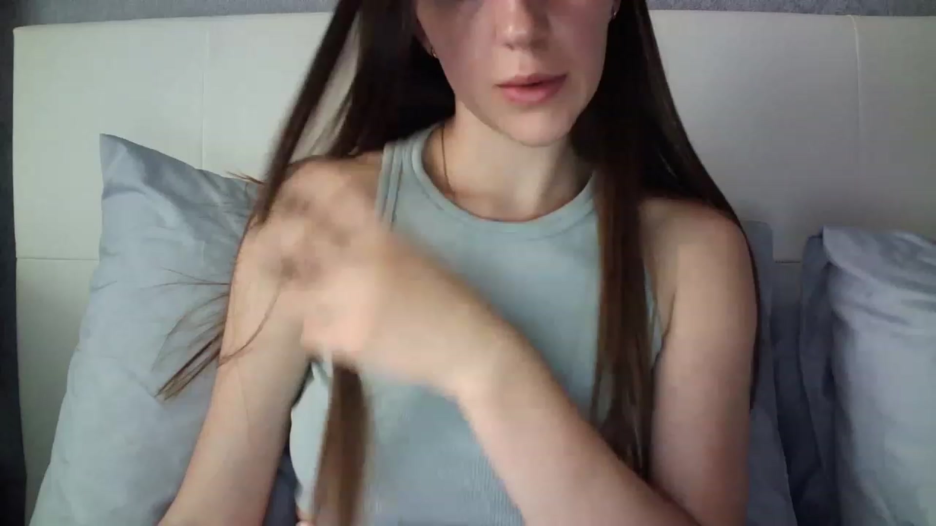 Gallery image thumbnail from charming_irl's myfreecams stream on, 06/22/2023, 10:07 image 1 of 20