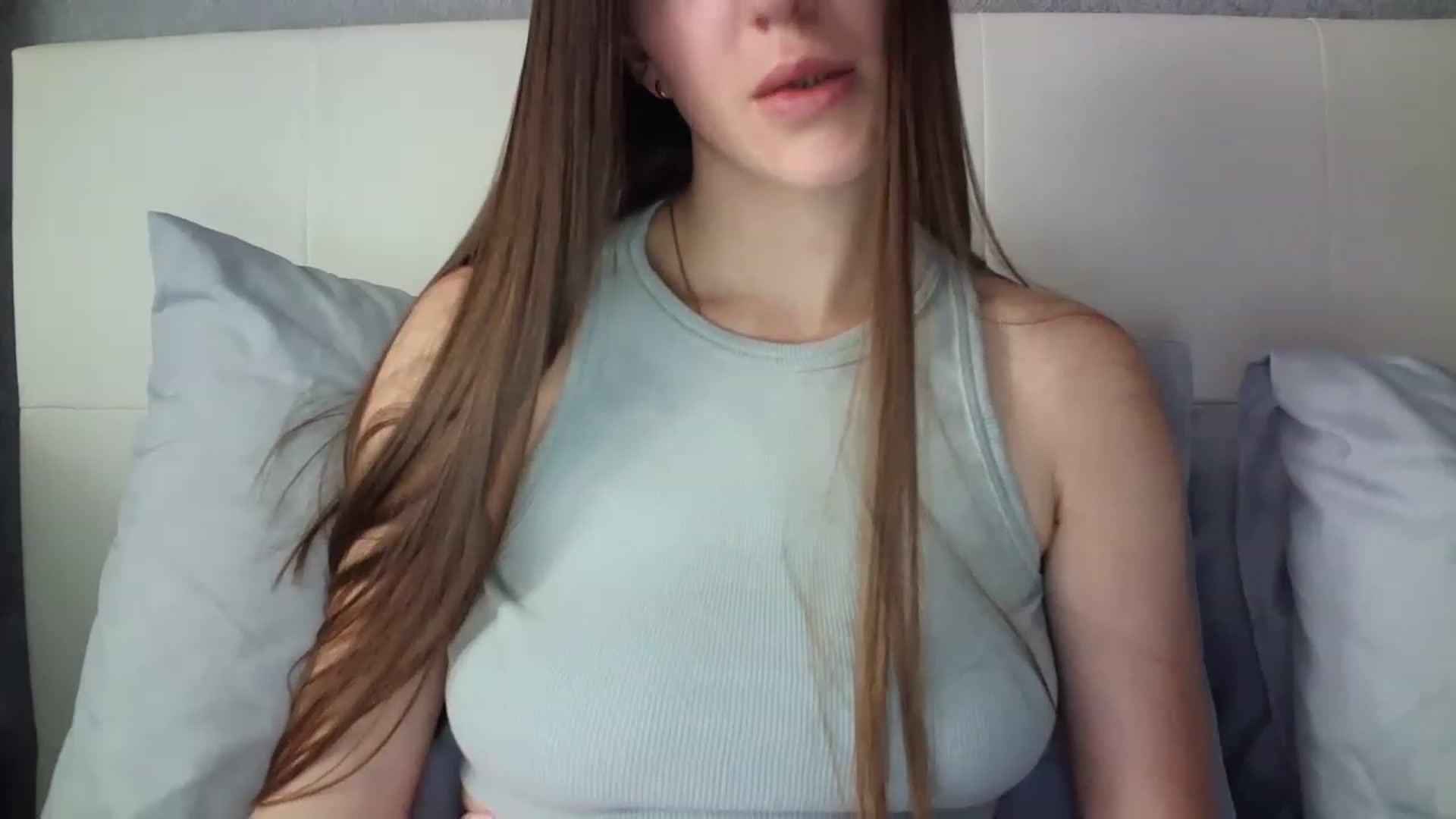 Gallery image thumbnail from charming_irl's myfreecams stream on, 06/22/2023, 10:07 image 9 of 20