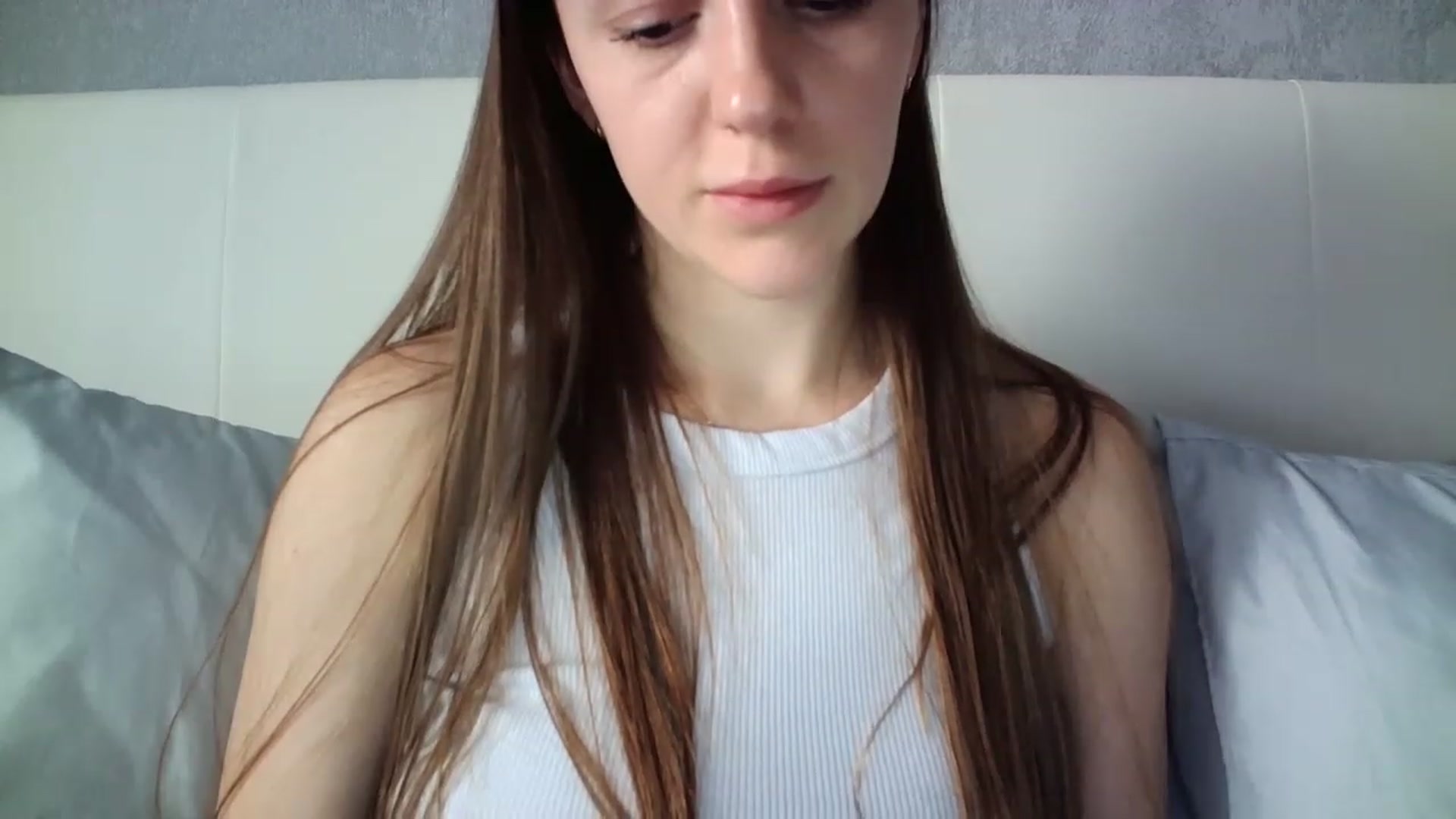 Gallery image thumbnail from charming_irl's myfreecams stream on, 06/26/2023, 13:08 image 17 of 20