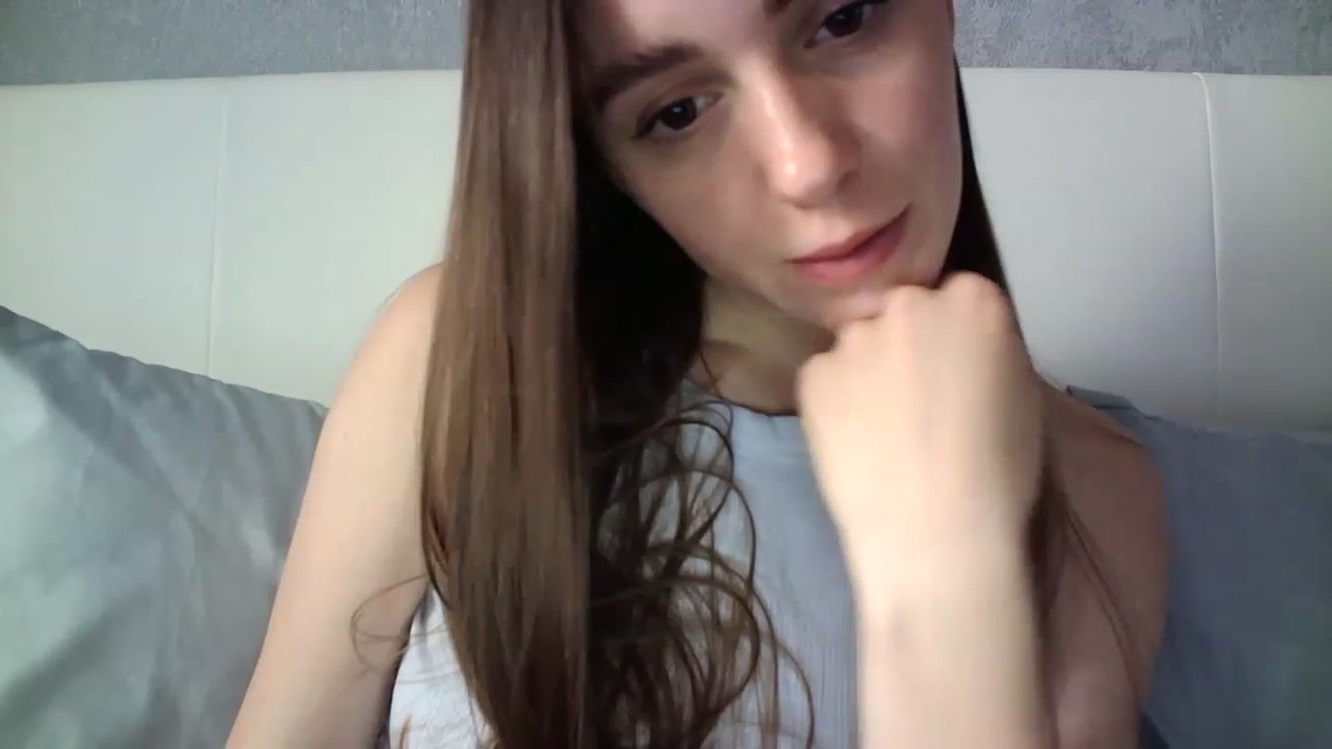 Gallery image thumbnail from charming_irl's myfreecams stream on, 06/26/2023, 13:08 image 8 of 20
