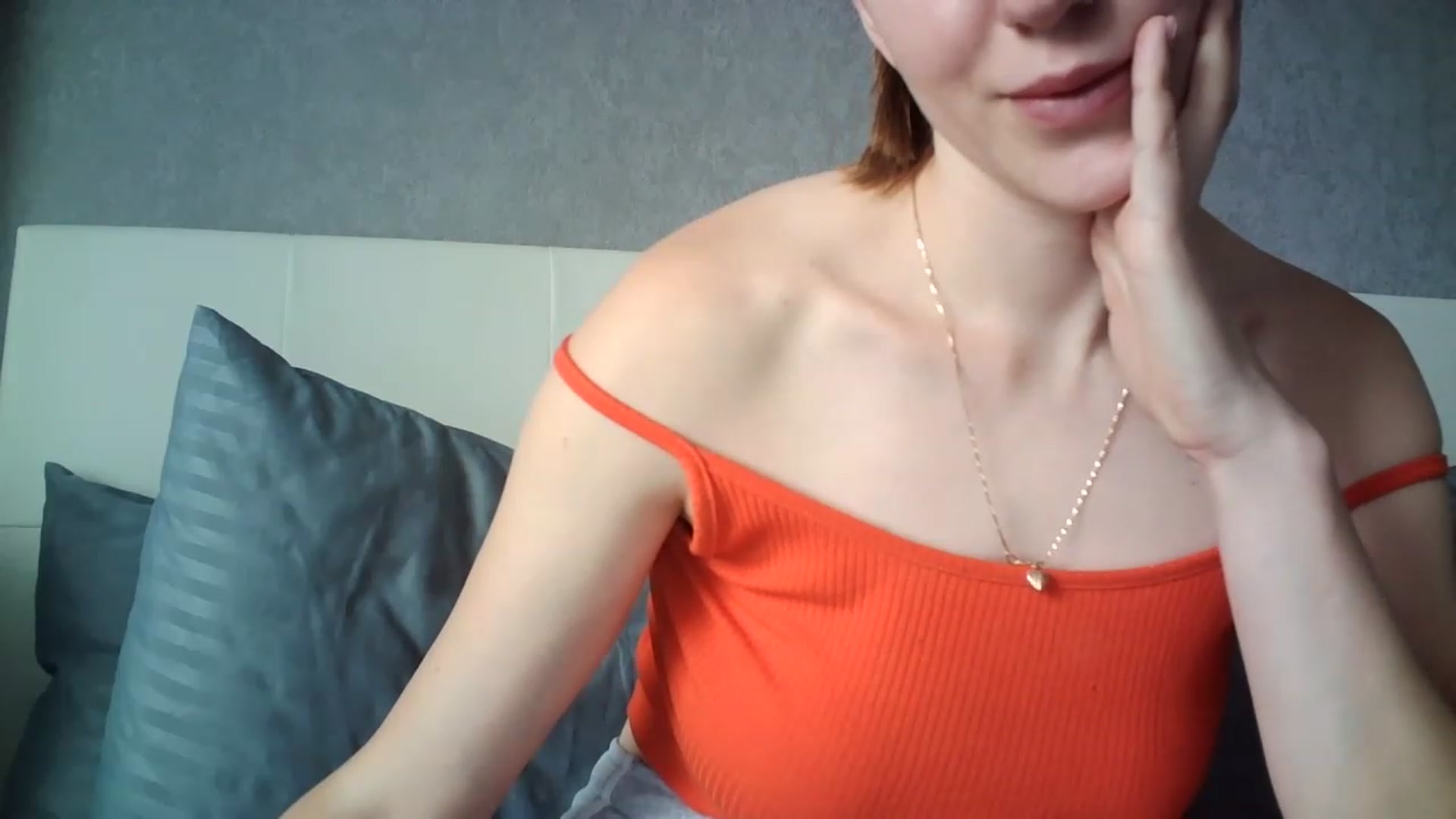 Gallery image thumbnail from charming_irl's myfreecams stream on, 07/03/2023, 15:00 image 15 of 20