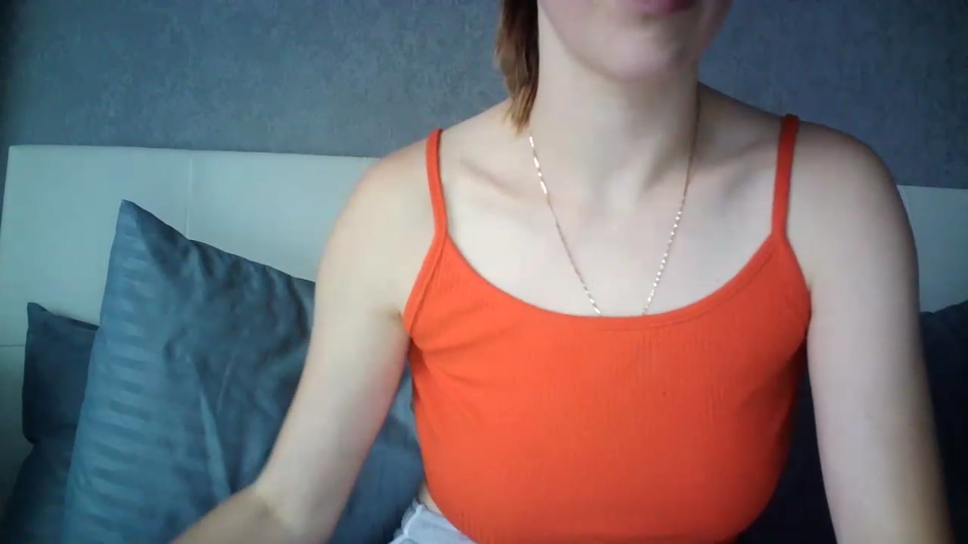 Gallery image thumbnail from charming_irl's myfreecams stream on, 07/03/2023, 15:00 image 19 of 20