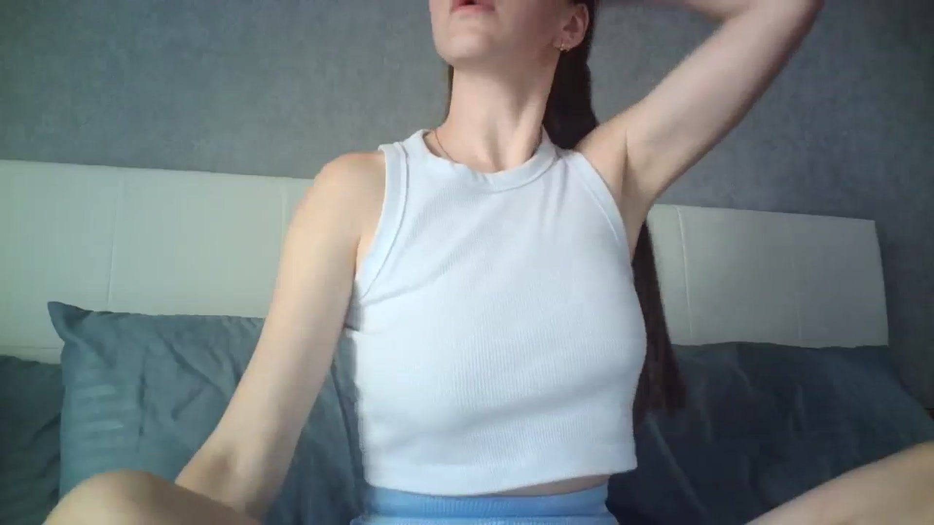 Gallery image thumbnail from charming_irl's myfreecams stream on, 08/21/2023, 12:45 image 14 of 20